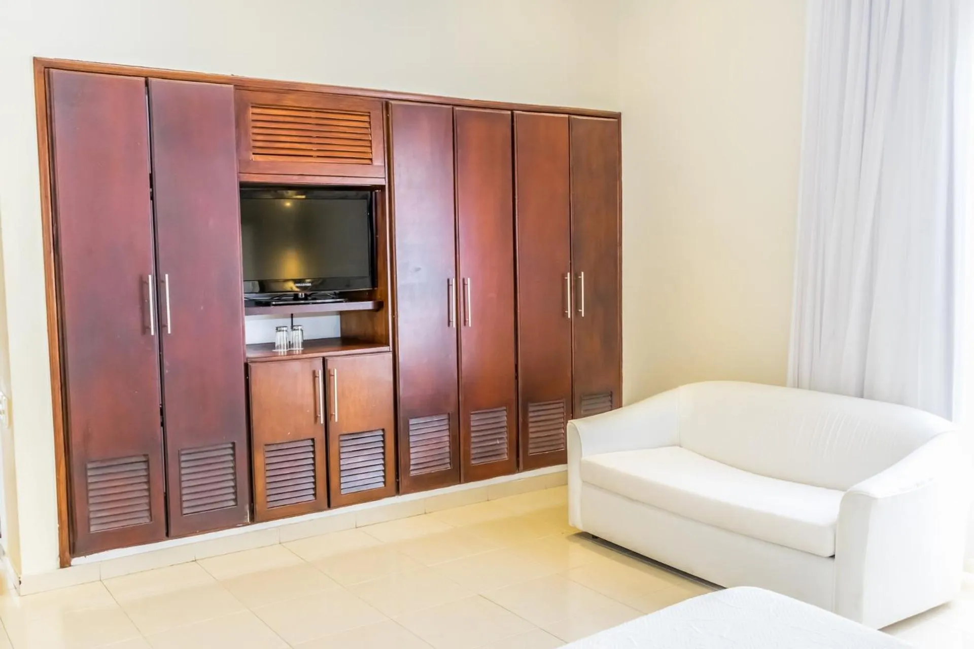 TV and multimedia, Bed in Hotel Virrey Cartagena