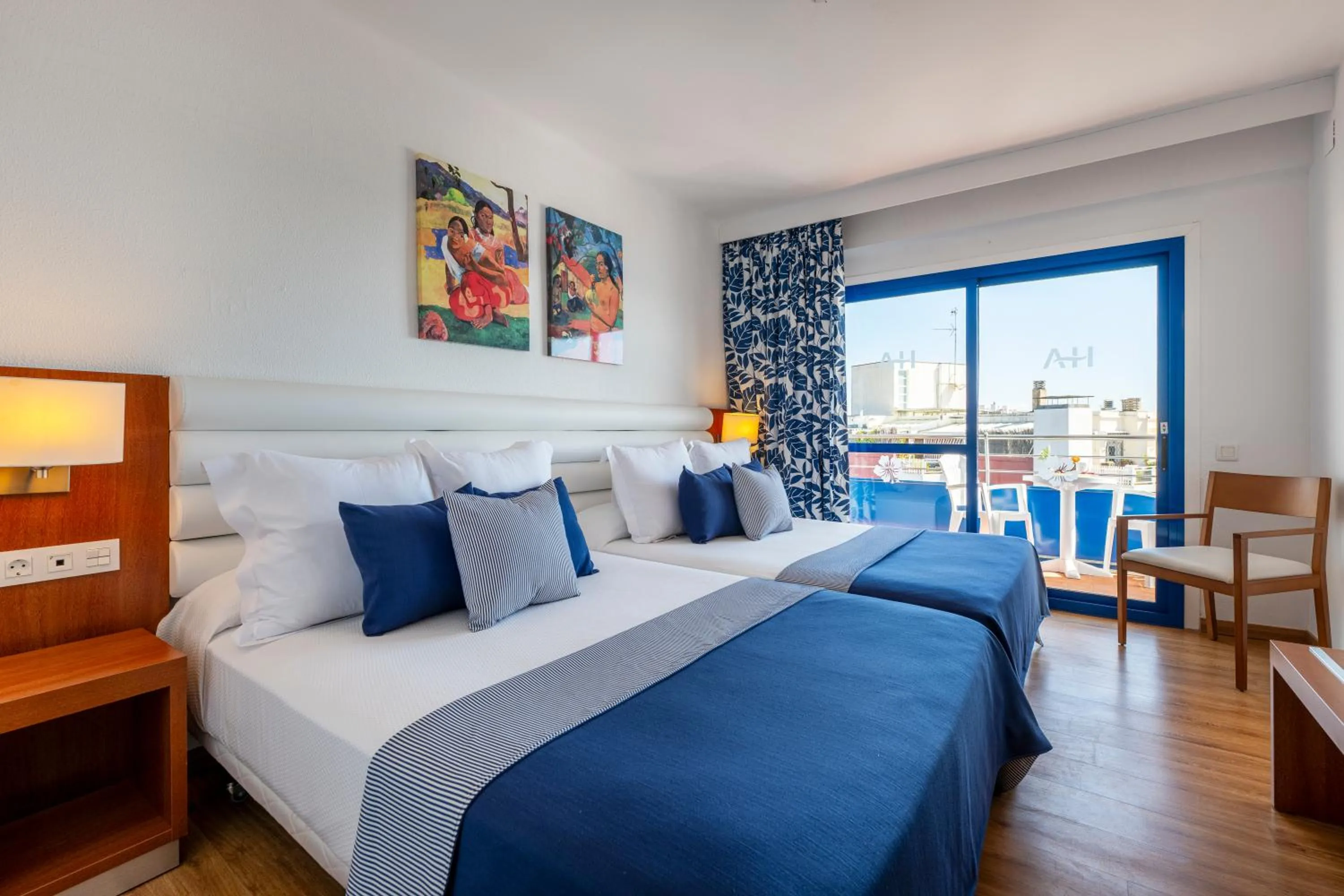 Bed in Hotel Tahití Playa 4S