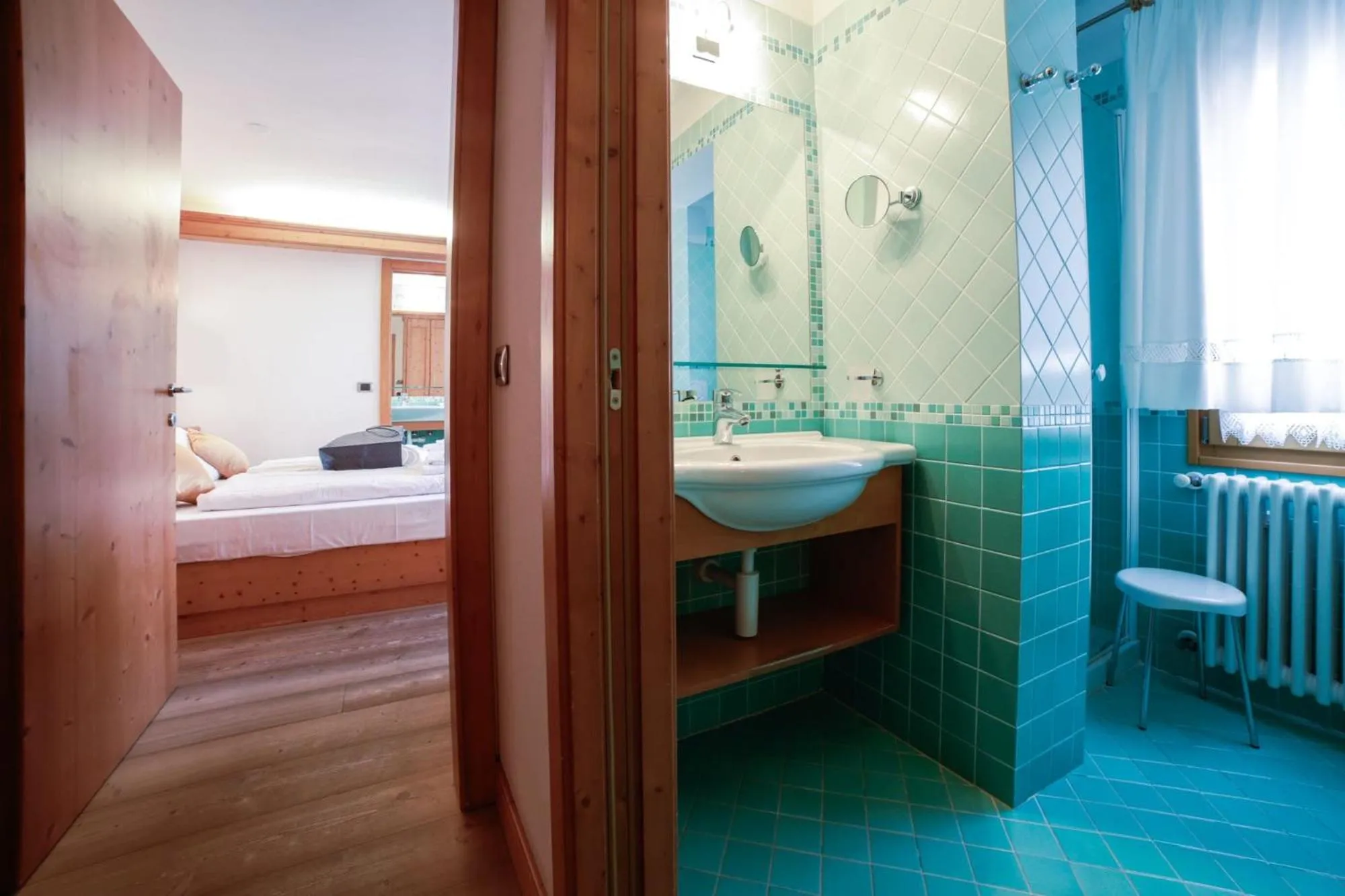 Bed in Nivis Hotel