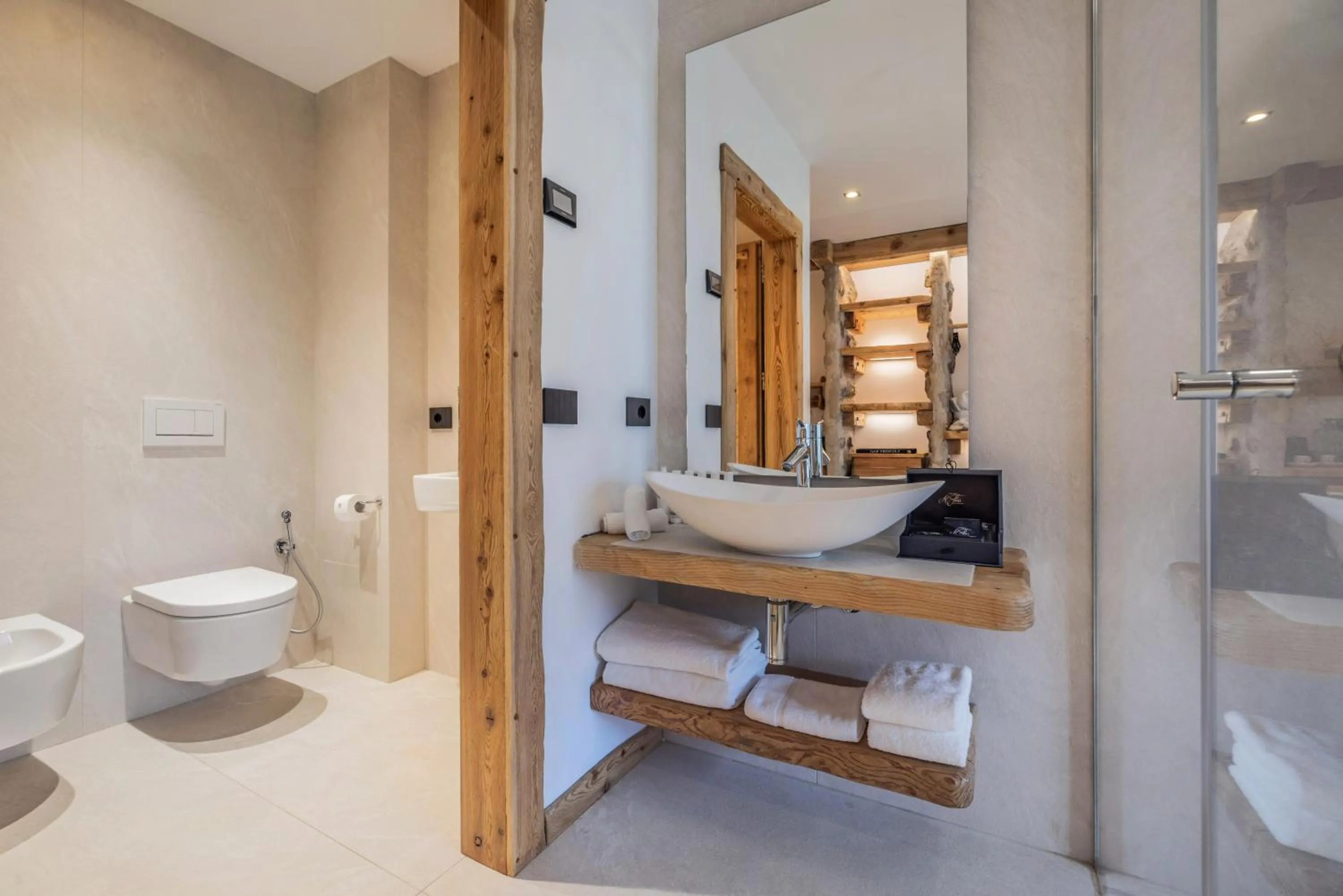 Bathroom in Hotel Chalet Al Foss - Adults Only