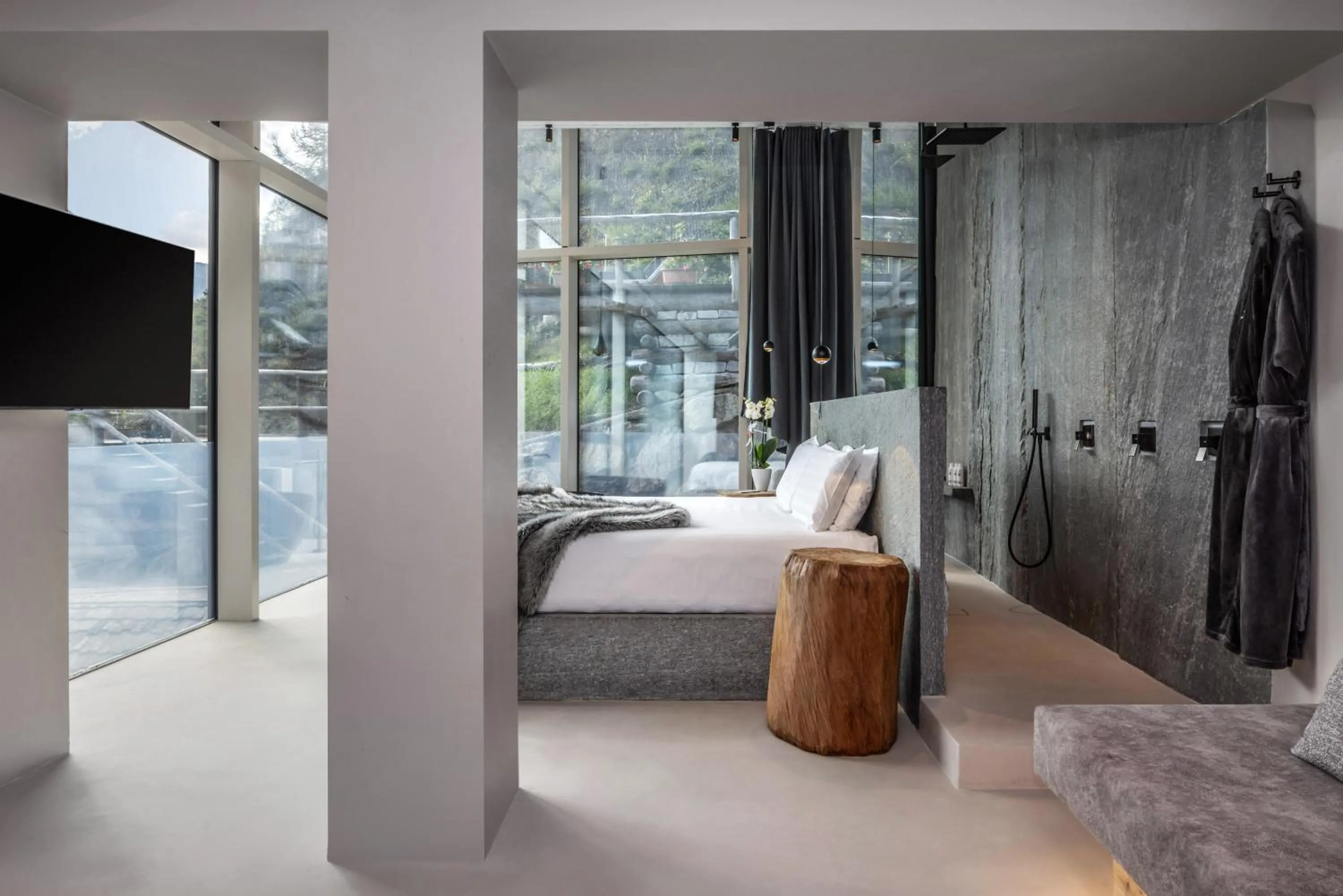 Photo of the whole room, Bed in Hotel Chalet Al Foss - Adults Only