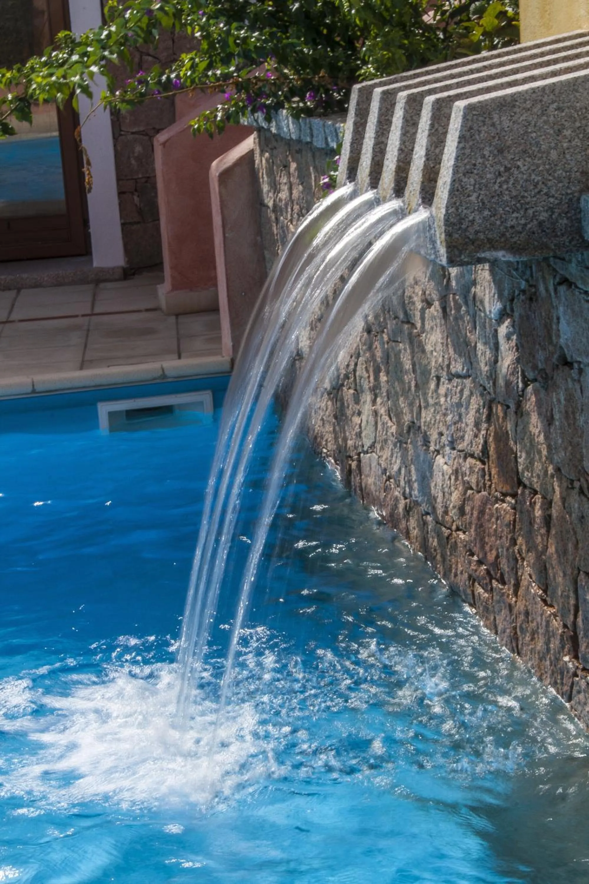 Pool view in La Reggia Di Nausicaa
