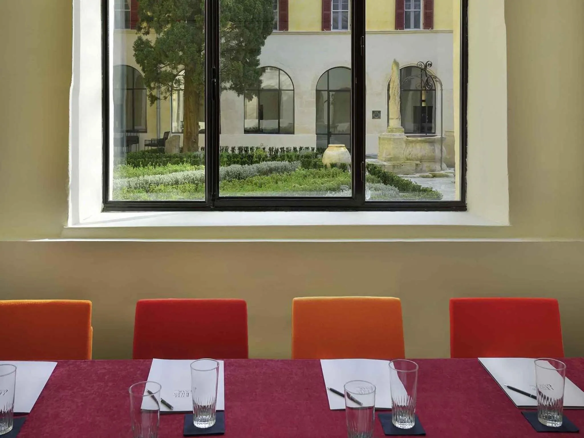 Meeting/conference room in Jules César Hotel & Spa Arles - MGallery Collection