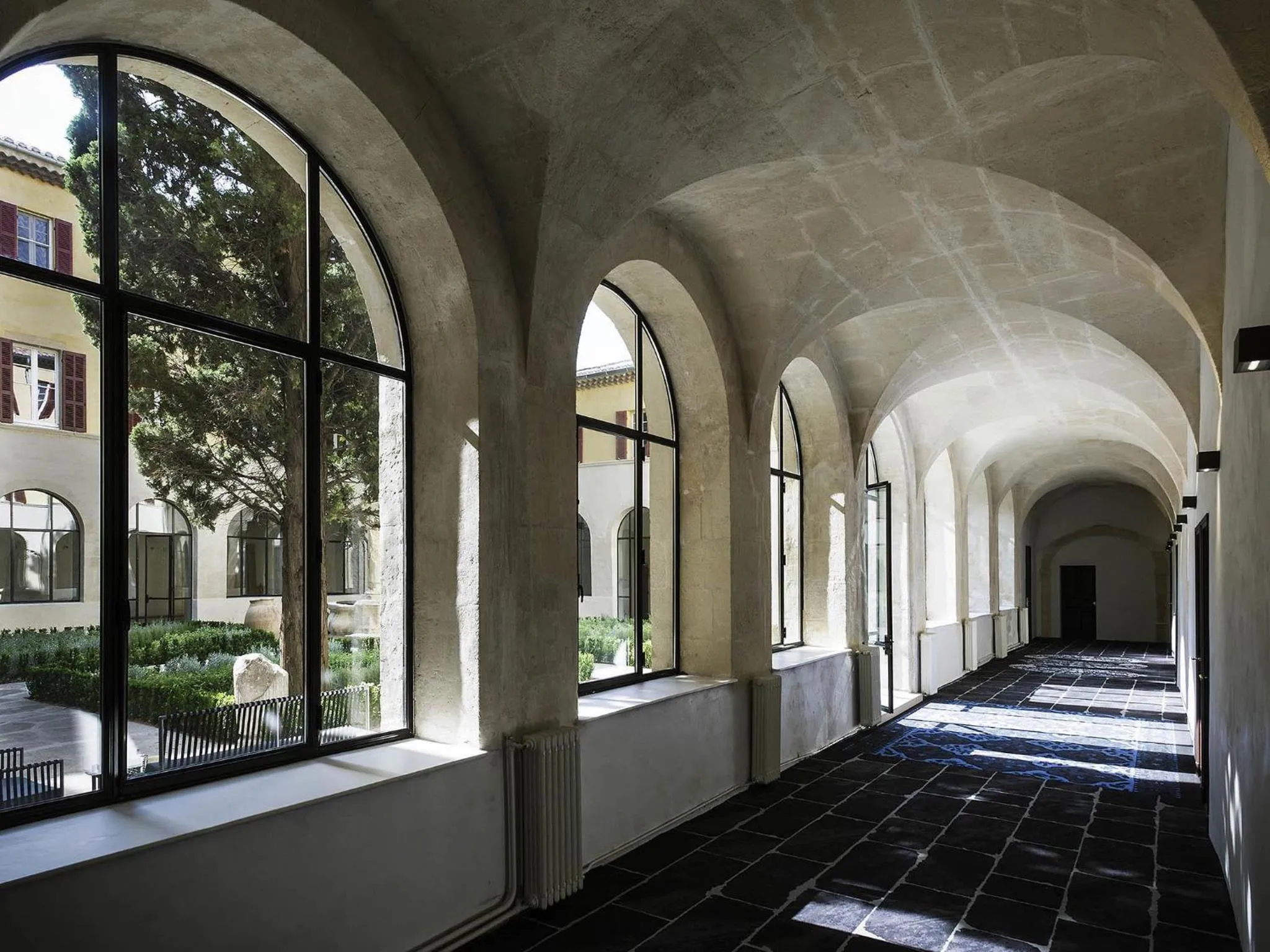 Meeting/conference room in Jules César Hotel & Spa Arles - MGallery Collection