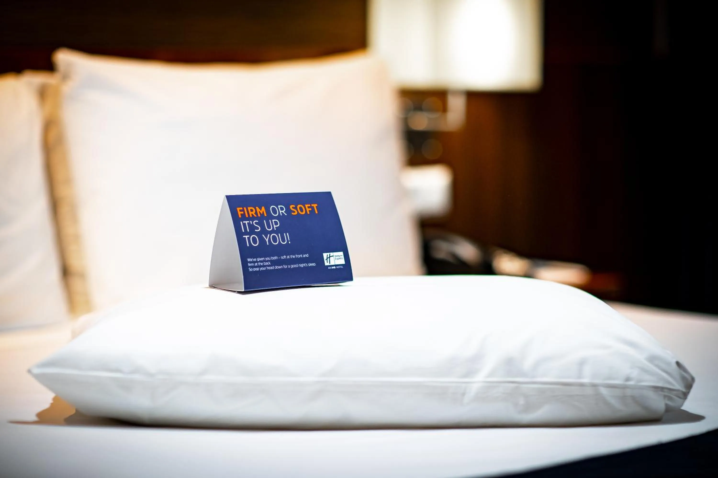 Bed in Holiday Inn Express Amsterdam - Schiphol by IHG