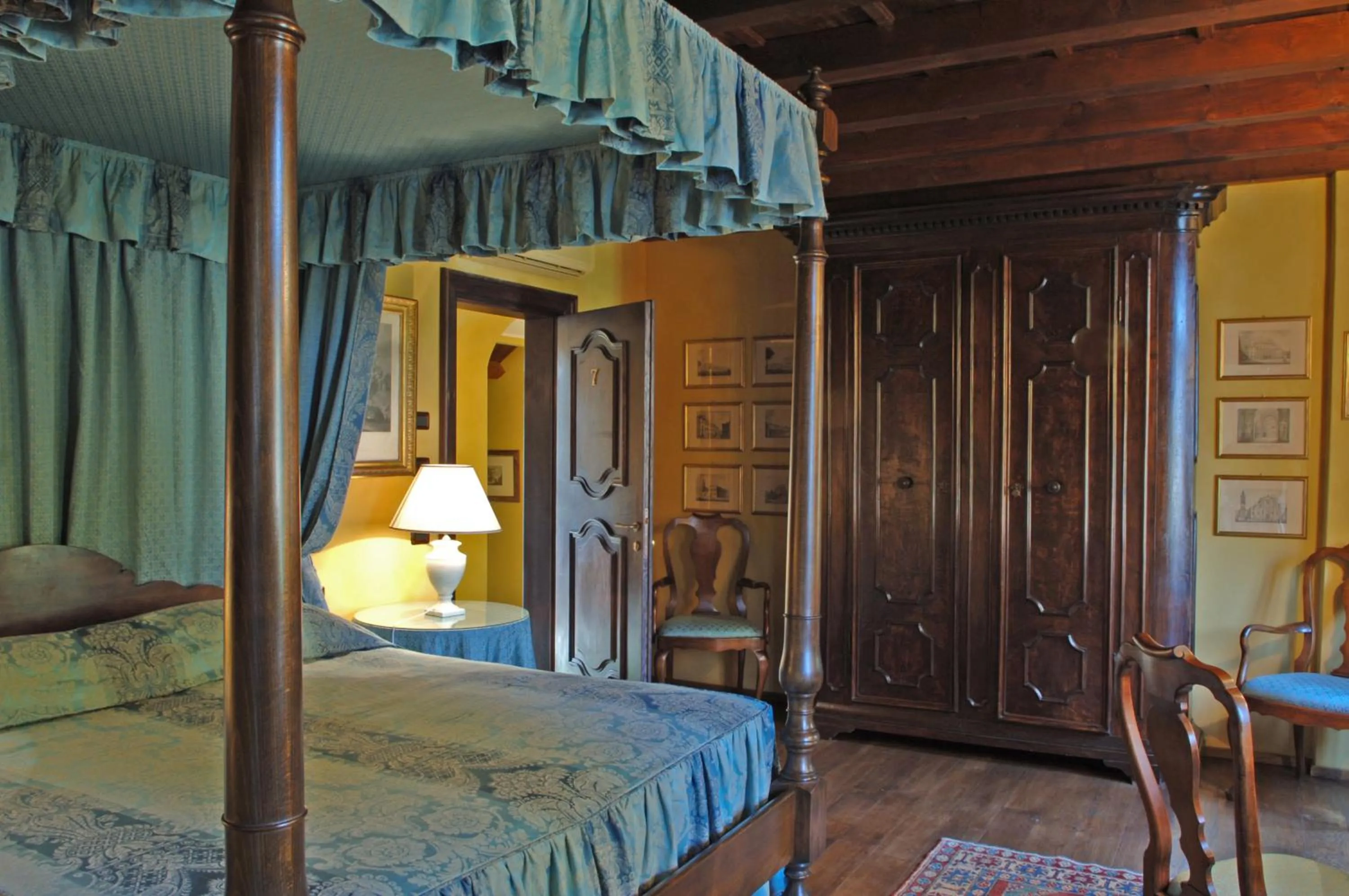 Bedroom, Bed in Hotel Torre di San Martino