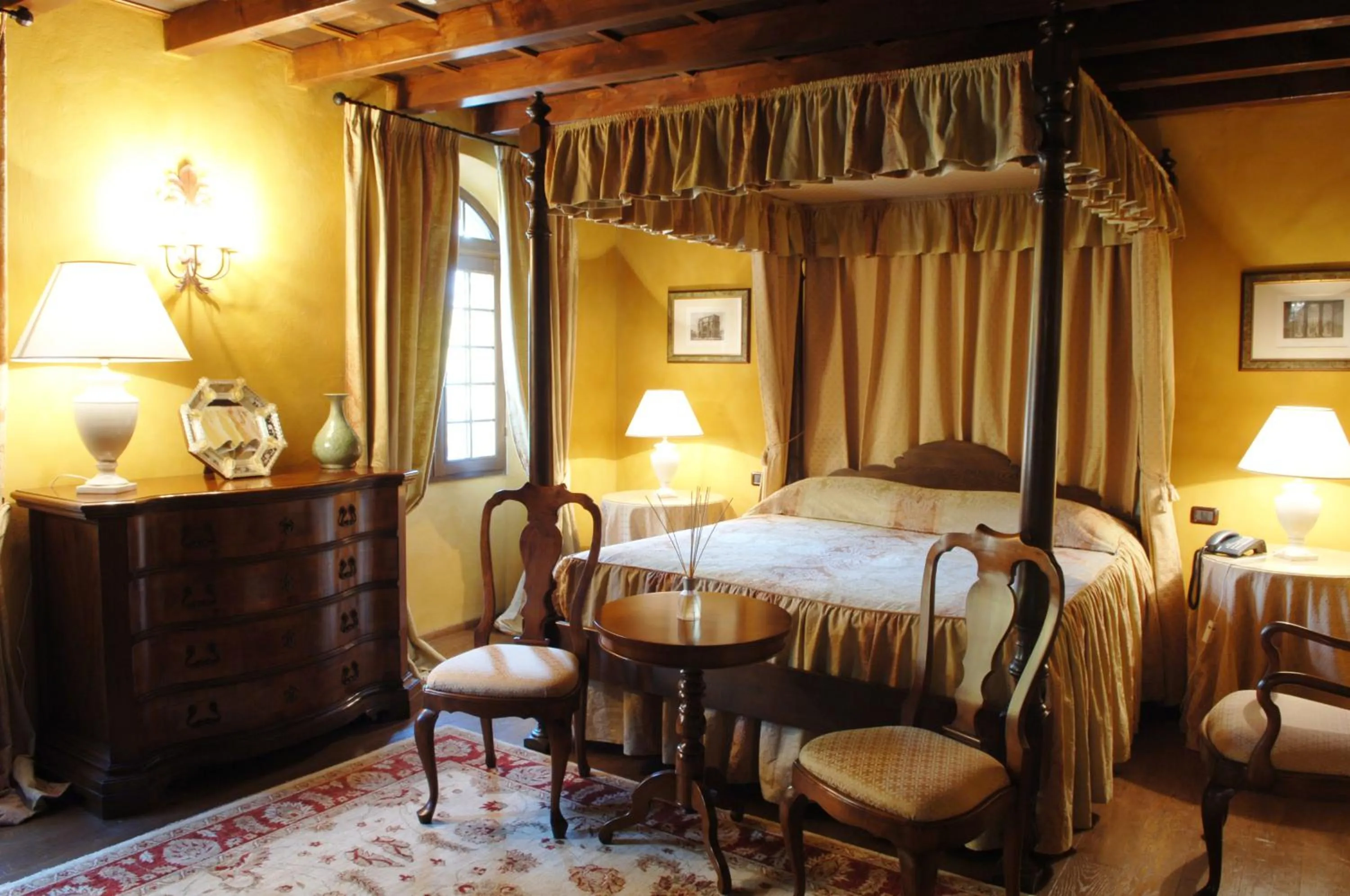 Photo of the whole room, Bed in Hotel Torre di San Martino