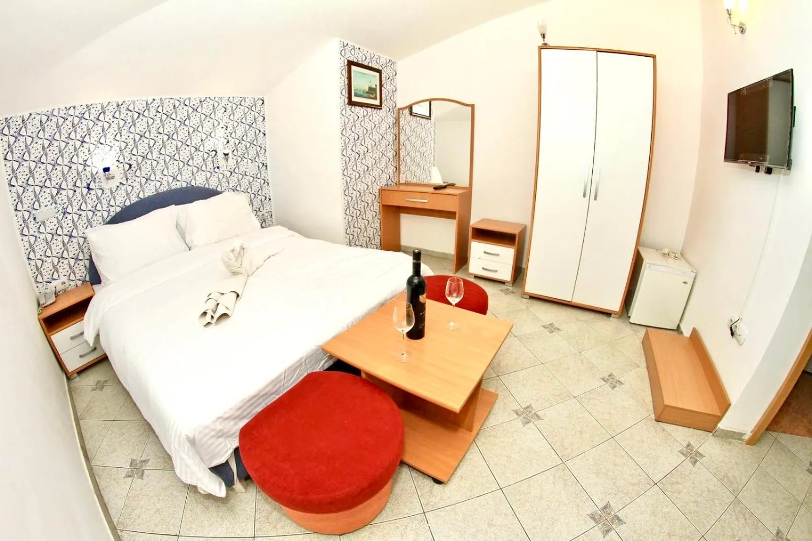 Bed in Hotel Lagadin