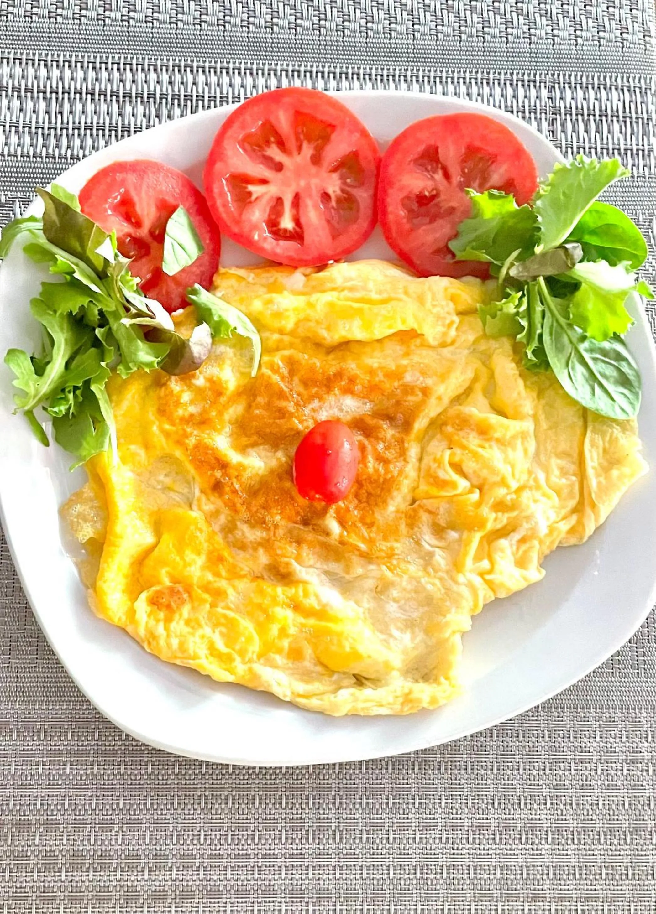 Food in Hotel Lagadin