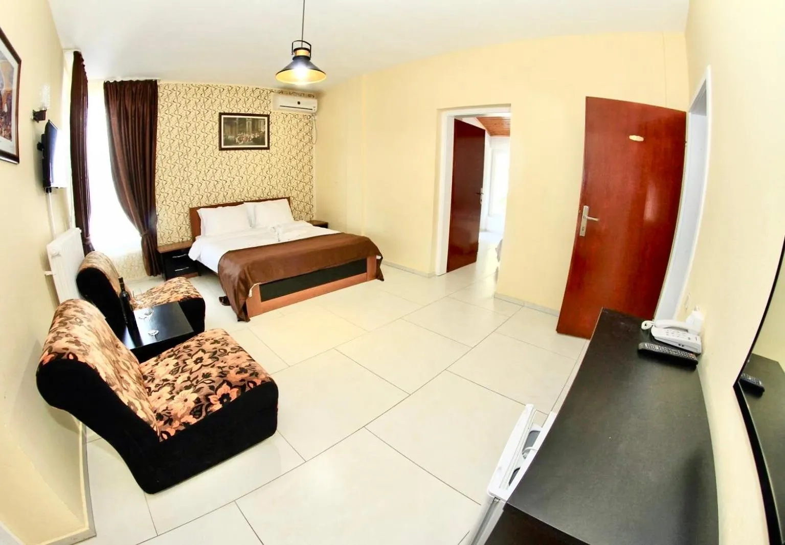 Bed in Hotel Lagadin