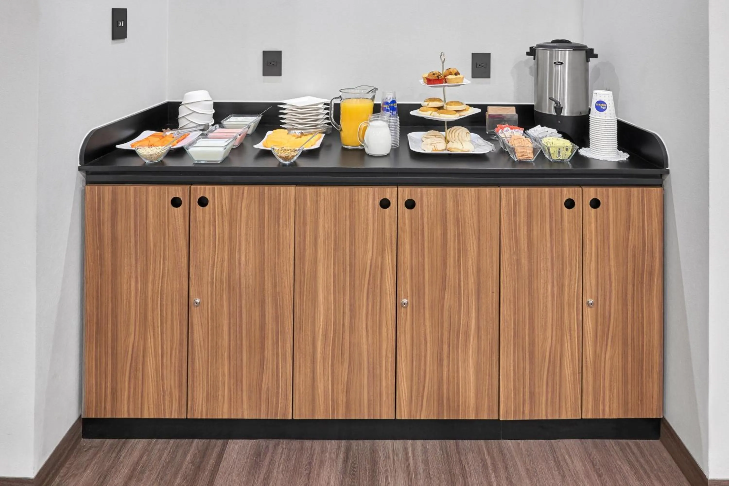 Meeting/conference room in City Express by Marriott Monterrey Lindavista