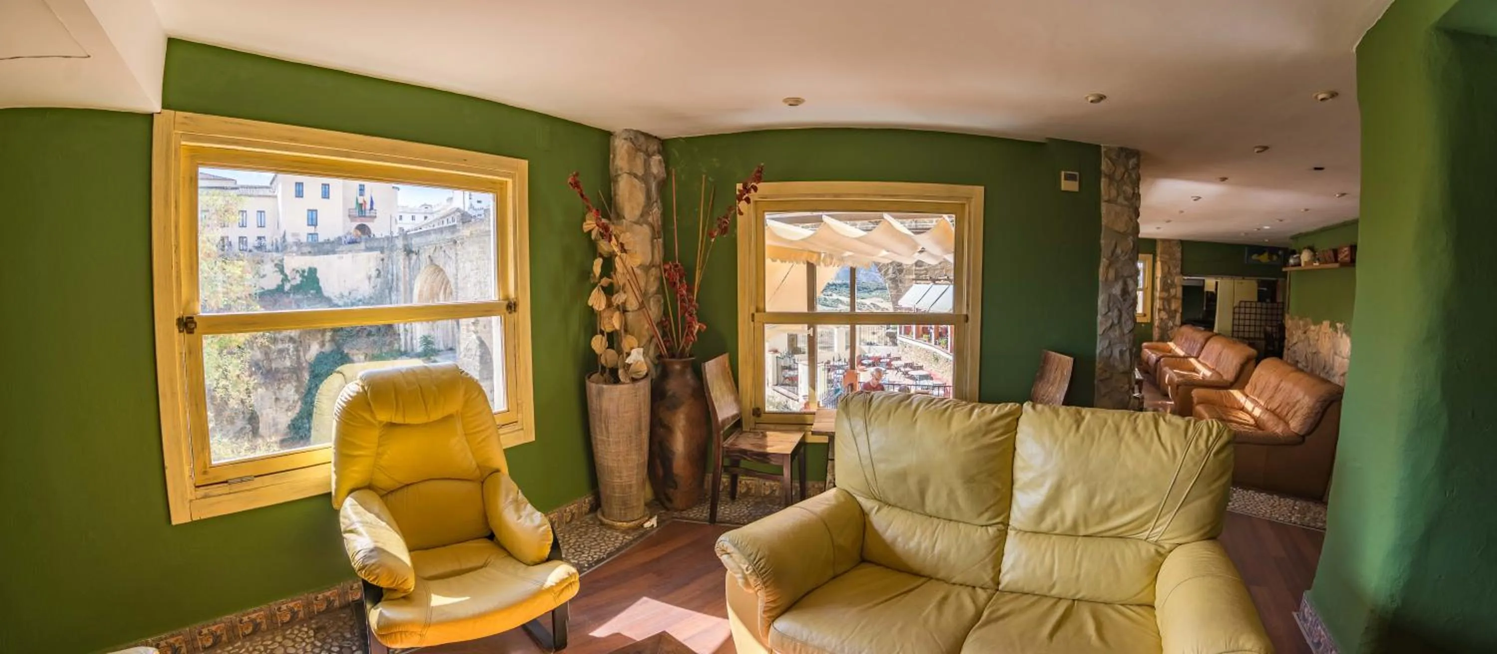 Lounge or bar in Hotel Don Miguel