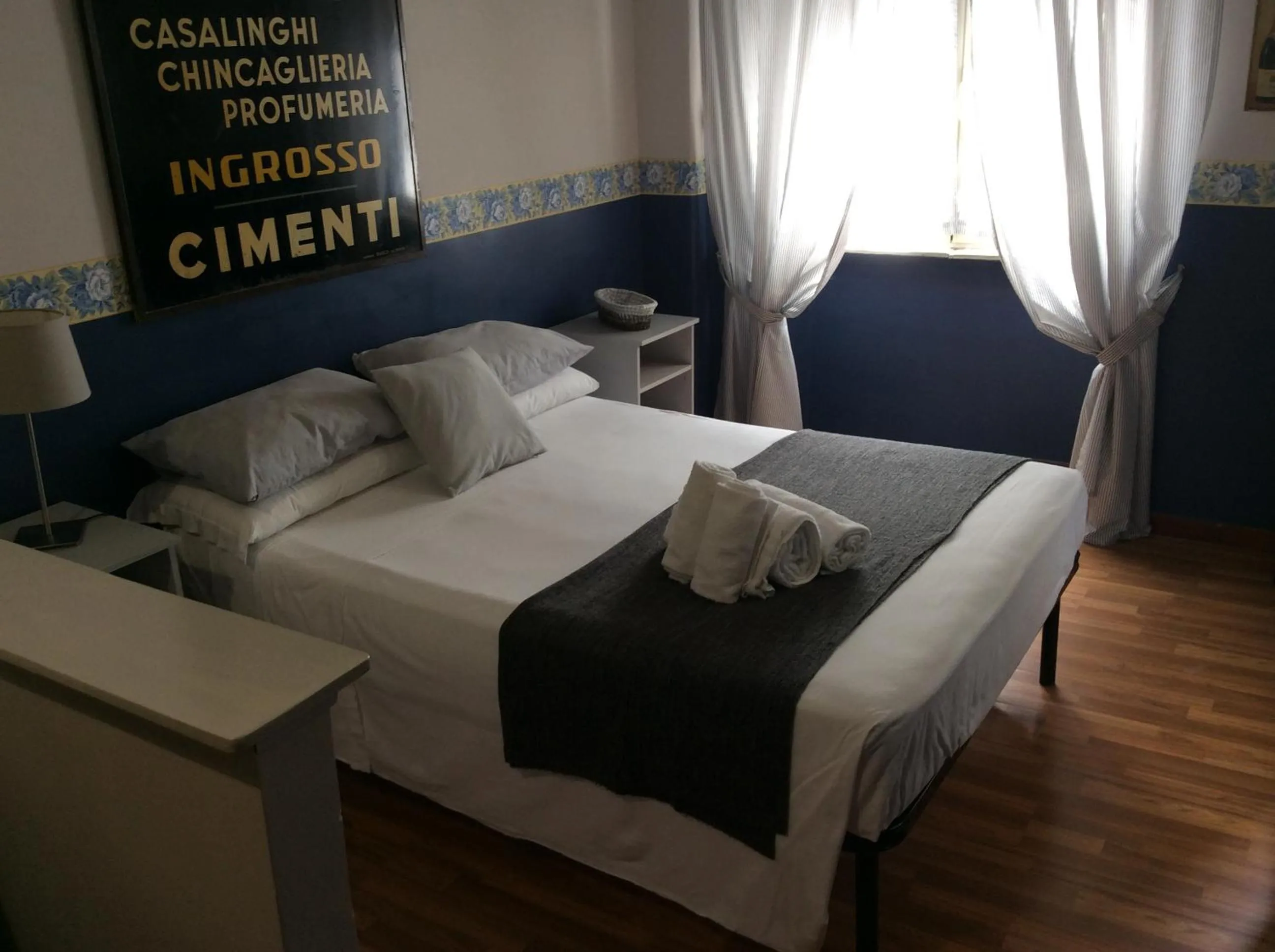 Photo of the whole room, Bed in Vacanze Romane 2