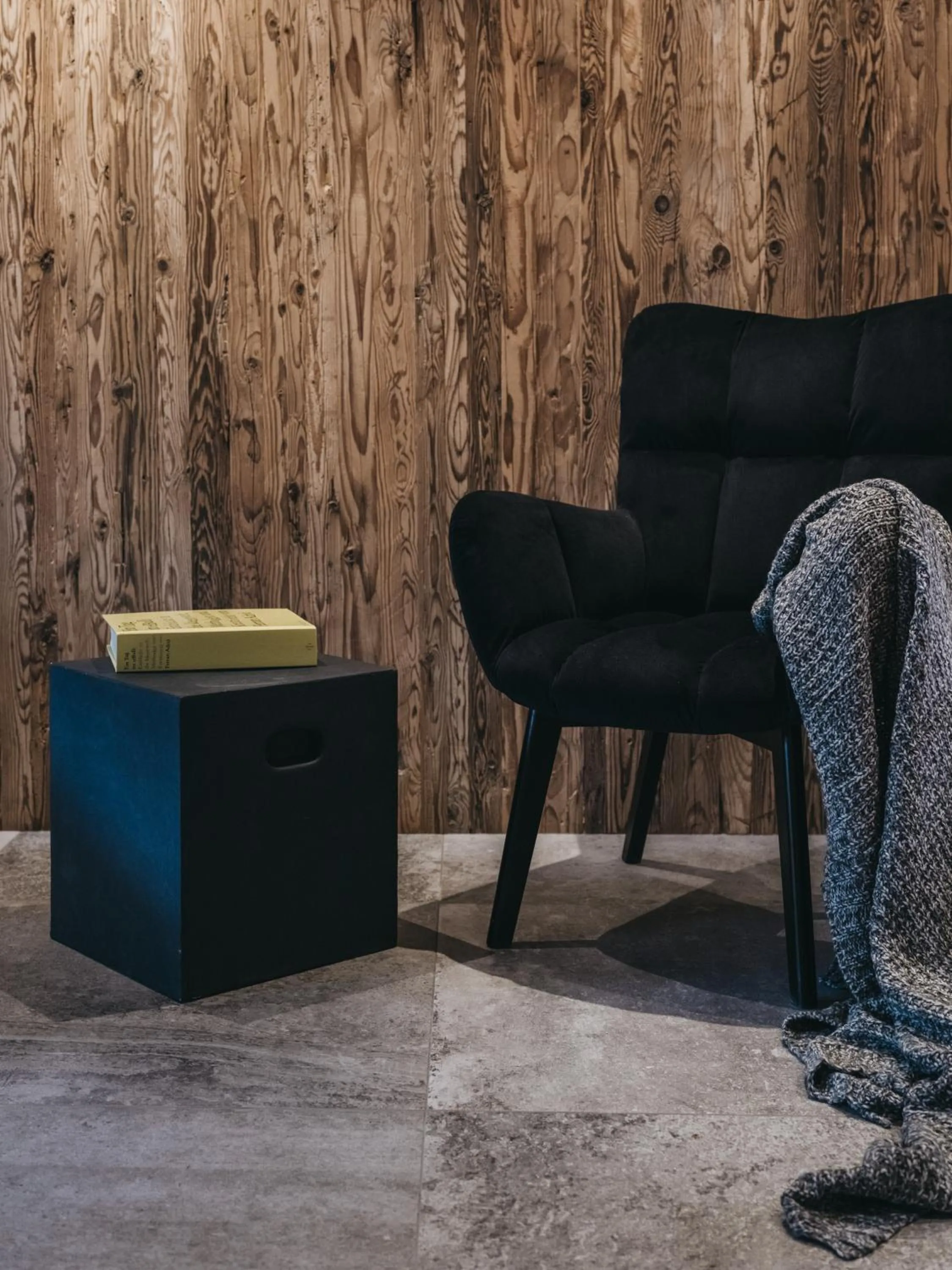 Communal lounge/ TV room in VAYA Zillertal