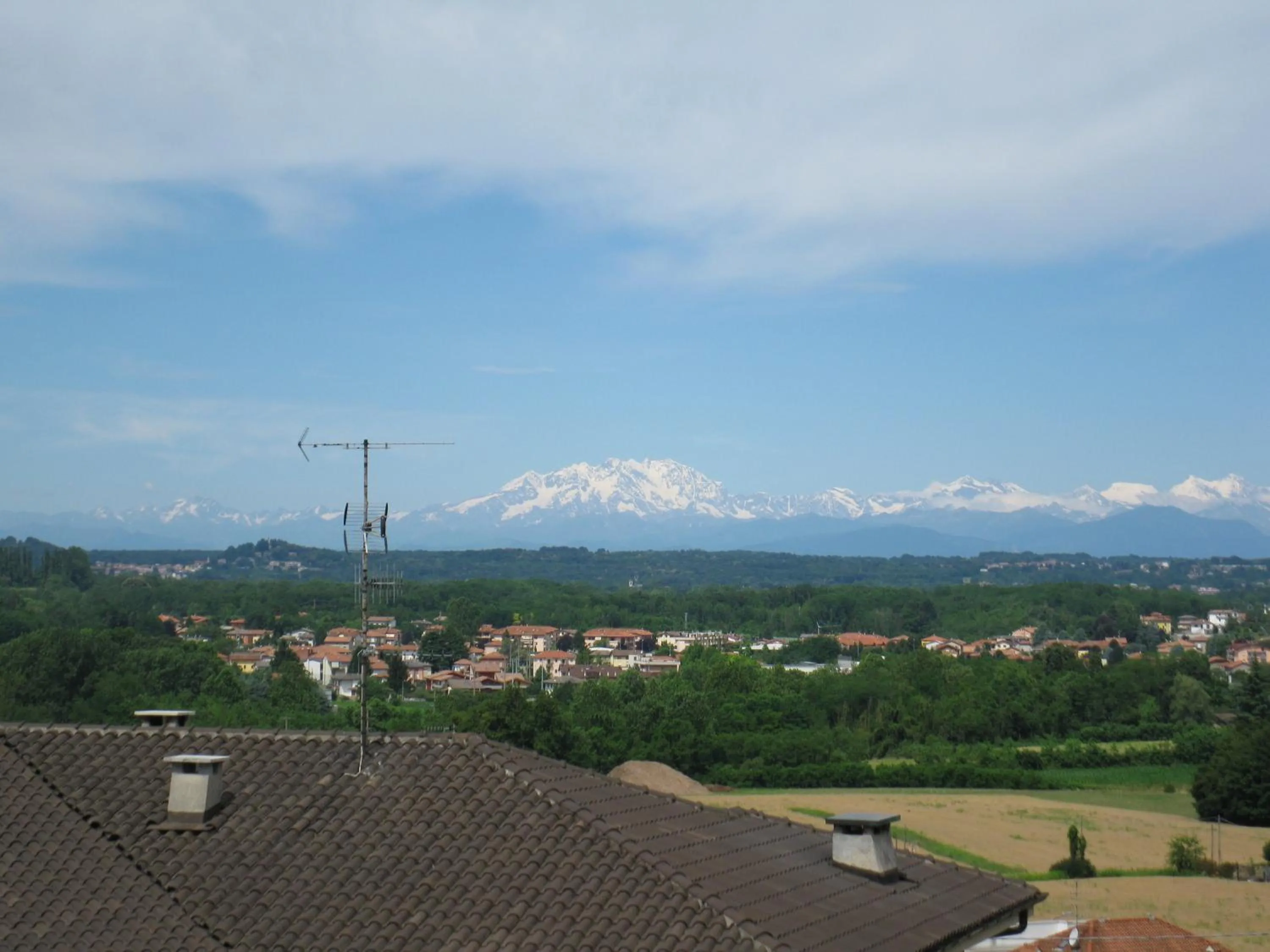 Mountain view in La Collina