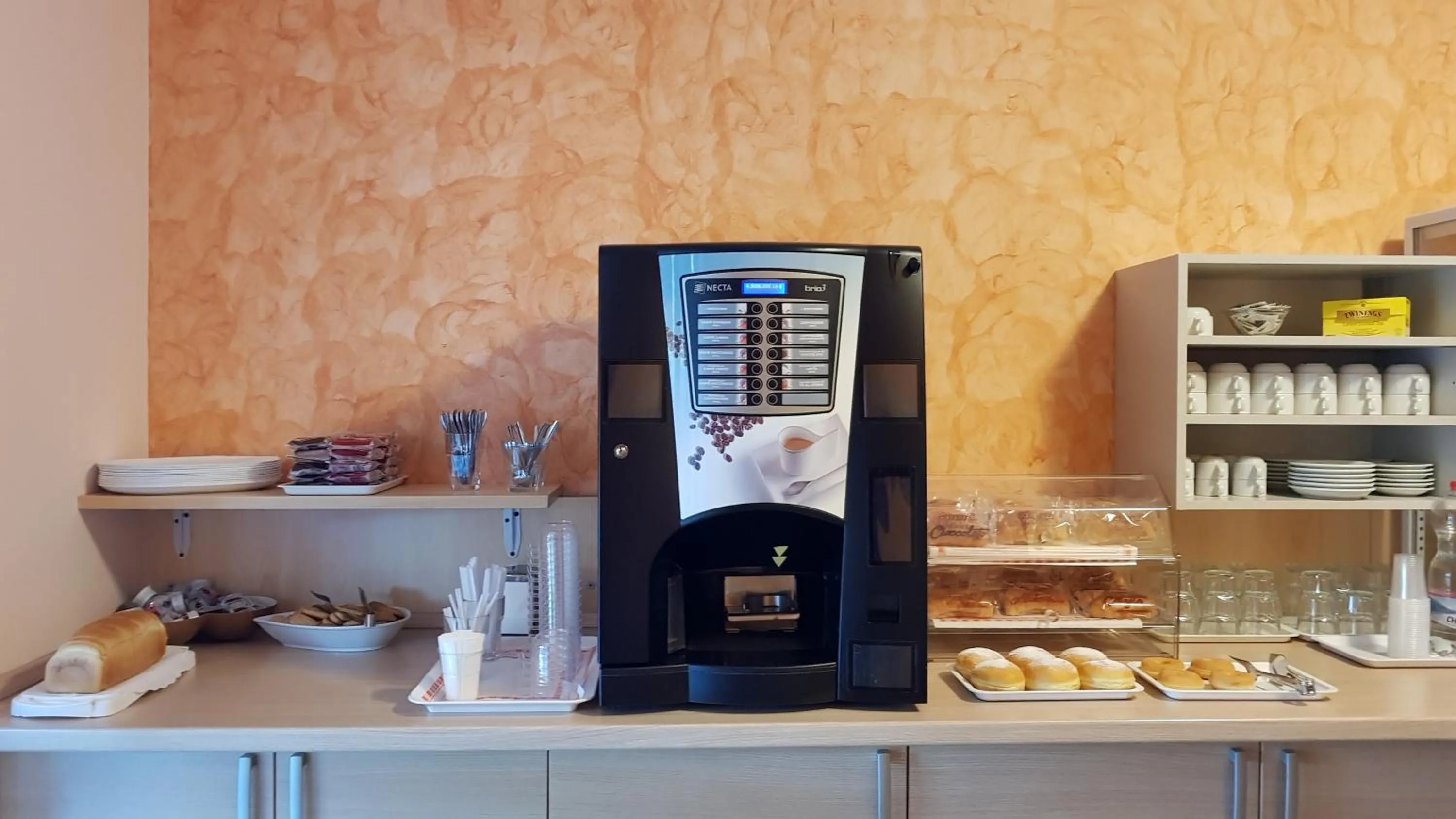 Coffee/tea facilities in La Collina