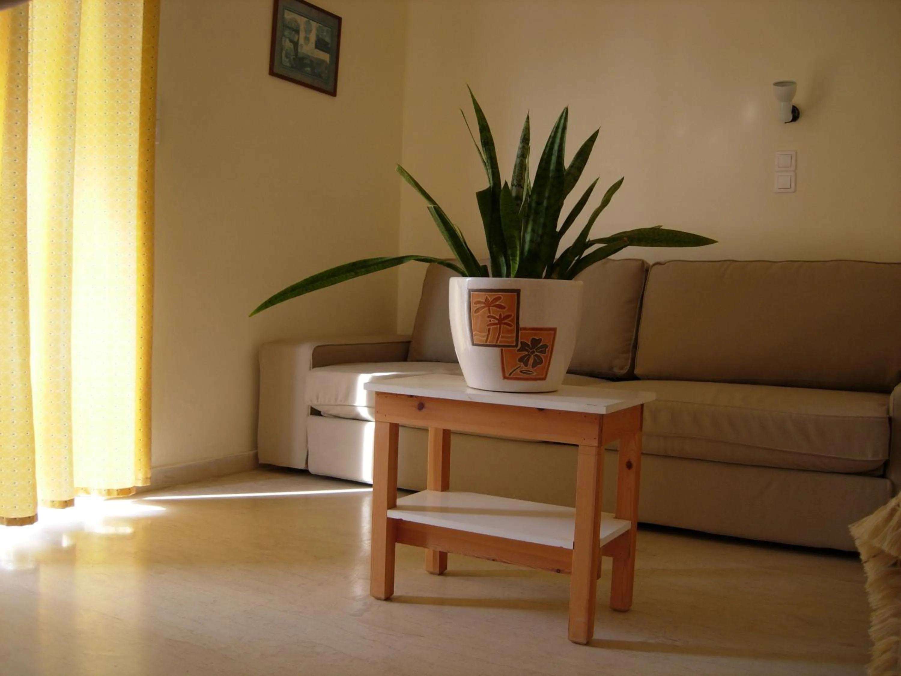 Seating area in Philippos Studios & Apartments