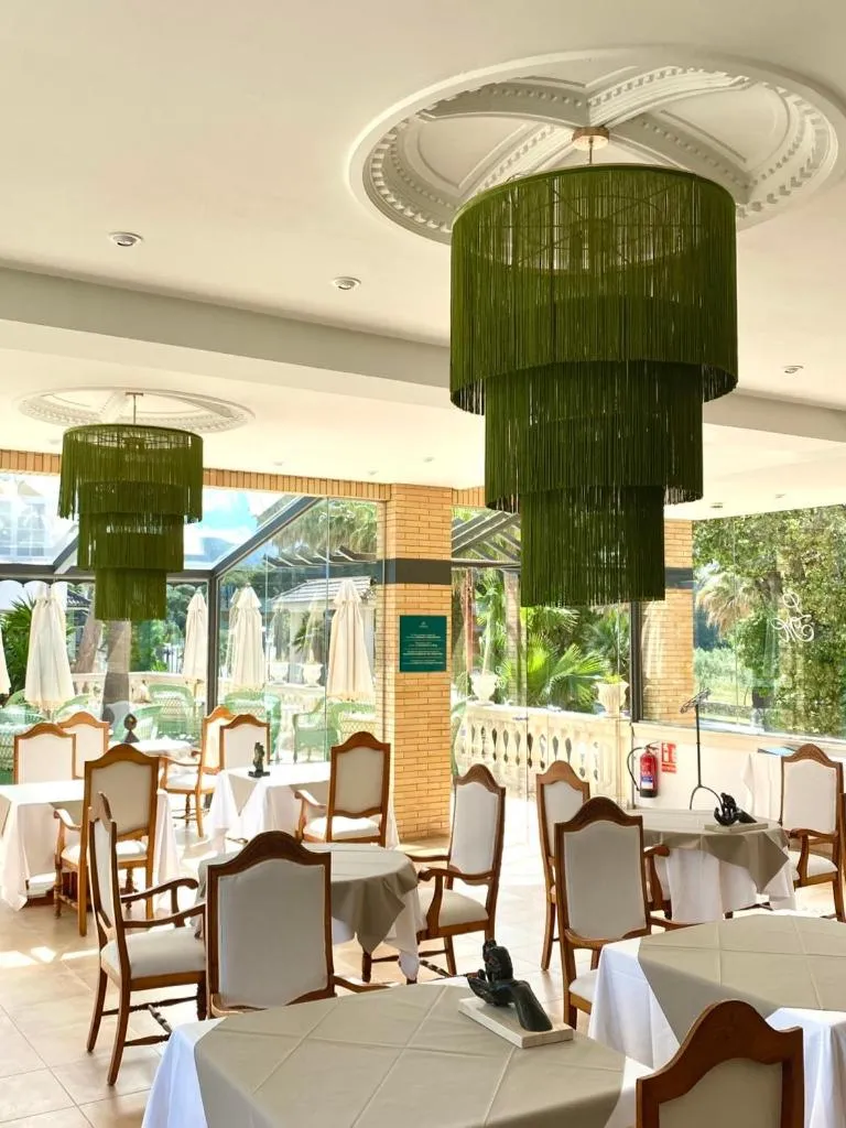 Restaurant/places to eat in La Moraleja The Quiet Hotel - Adults Only