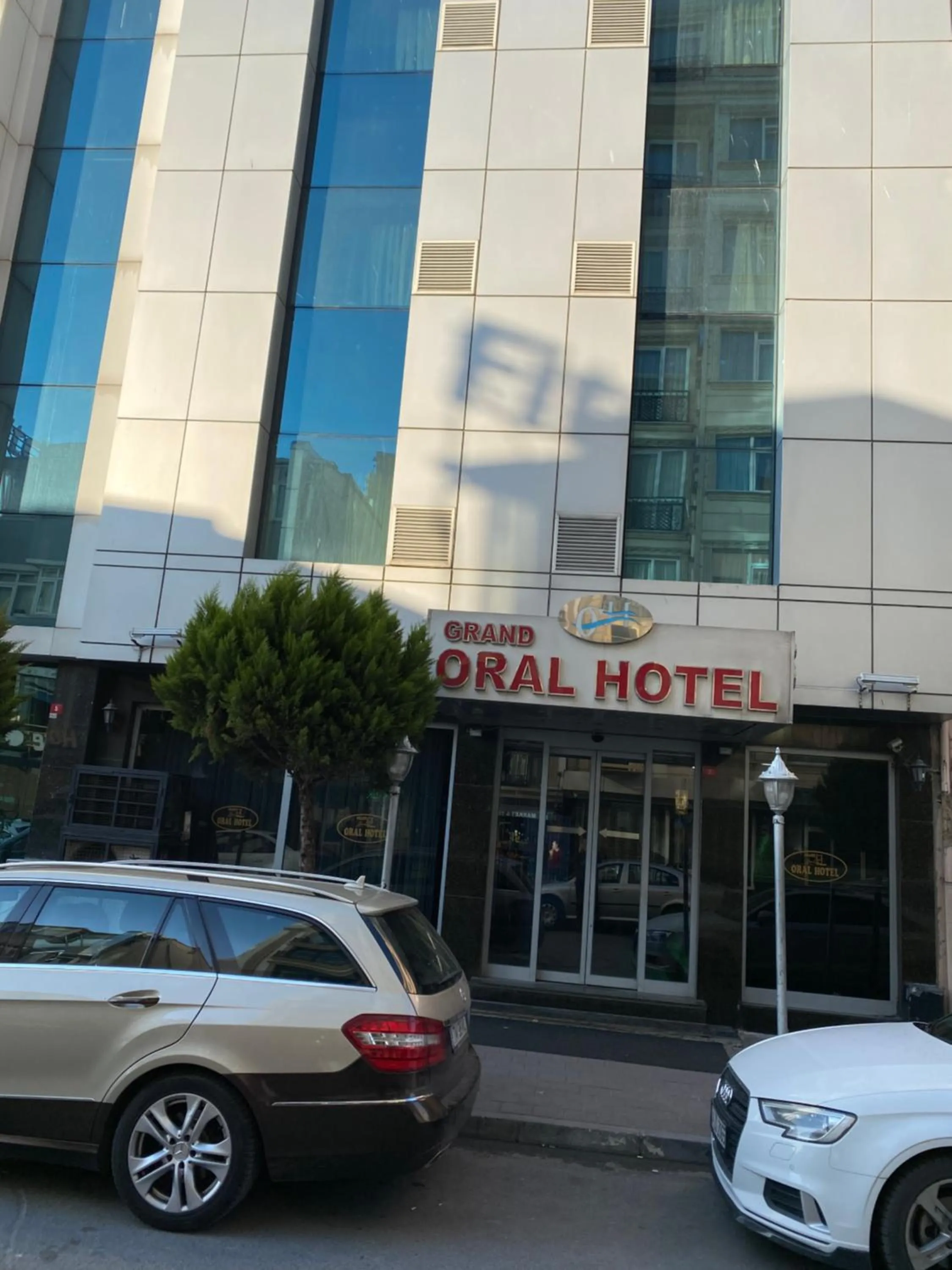 Grand Oral Hotel