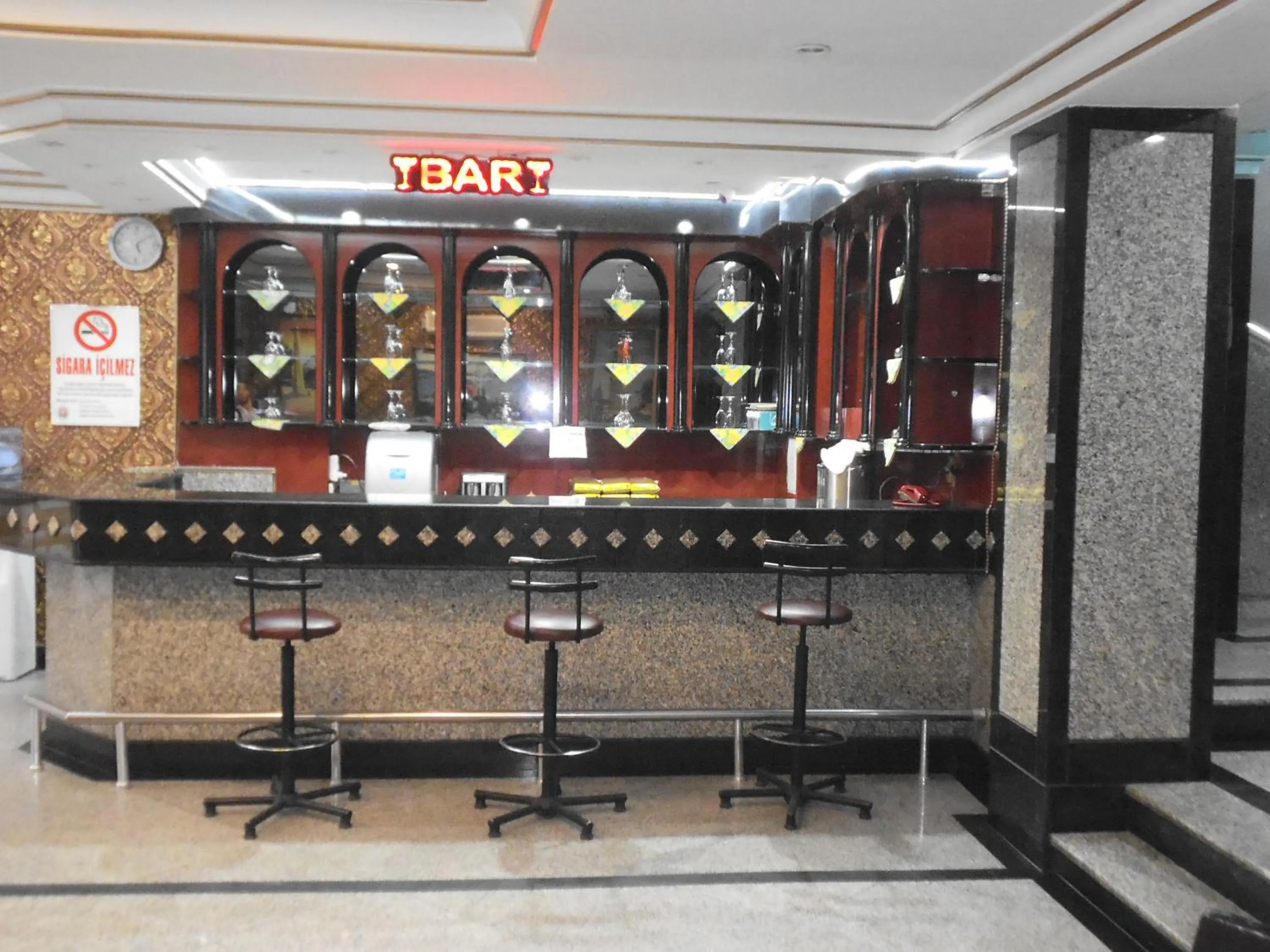 Lounge or bar in Grand Oral Hotel