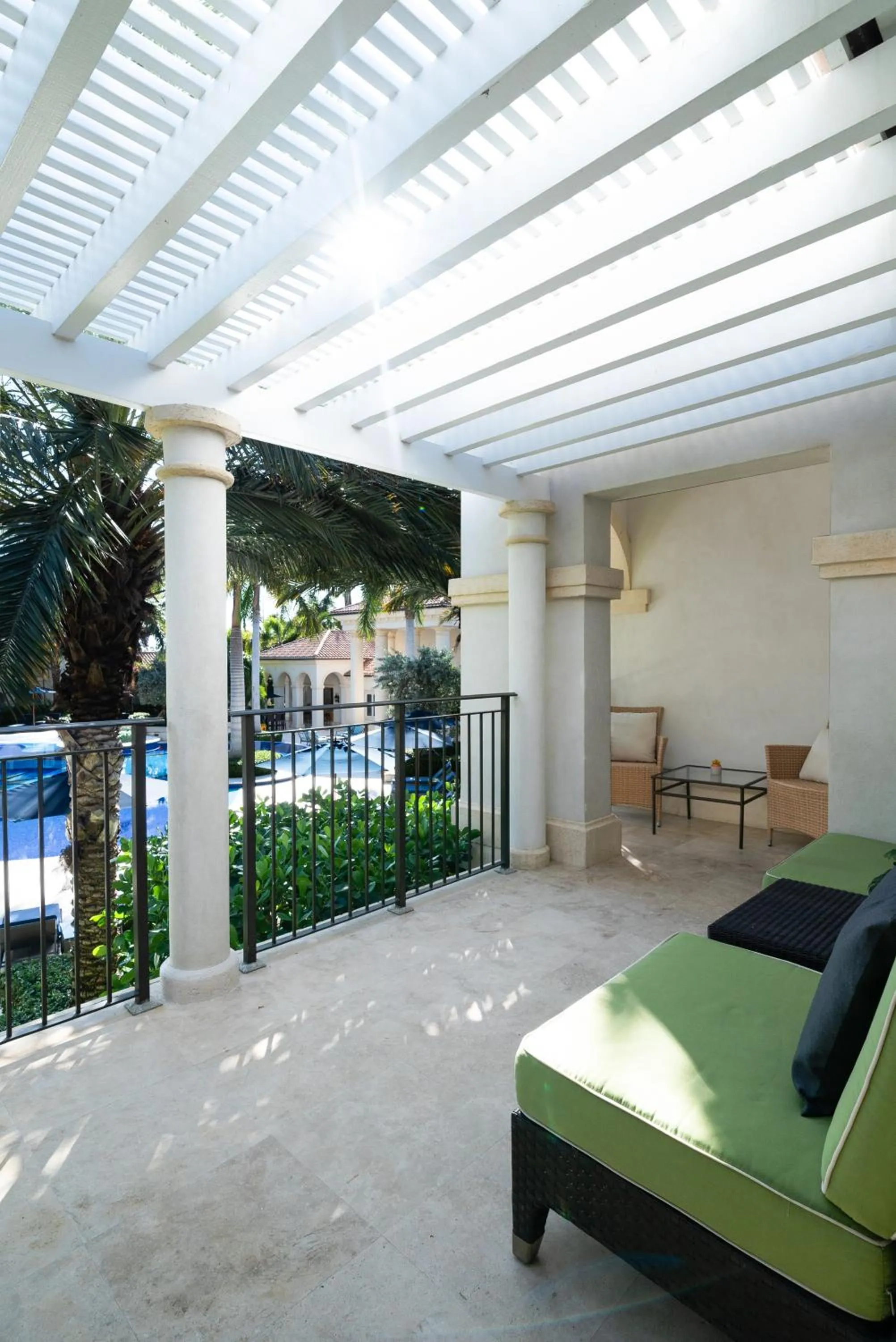 Balcony/Terrace in The Regent Grand