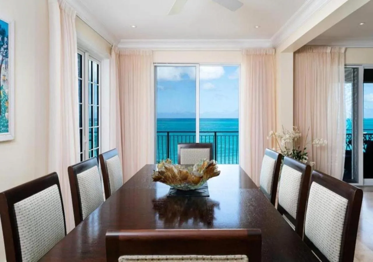 Dining area in The Regent Grand