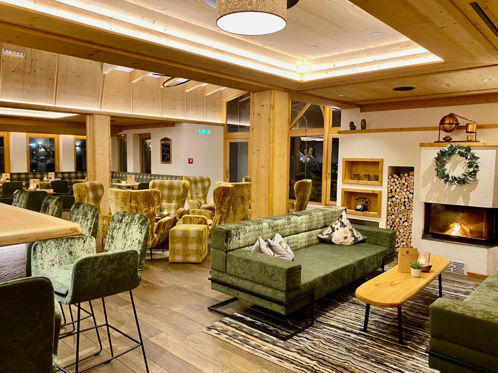 Lounge or bar in Hotel Ritzlerhof - Panorama und Spa