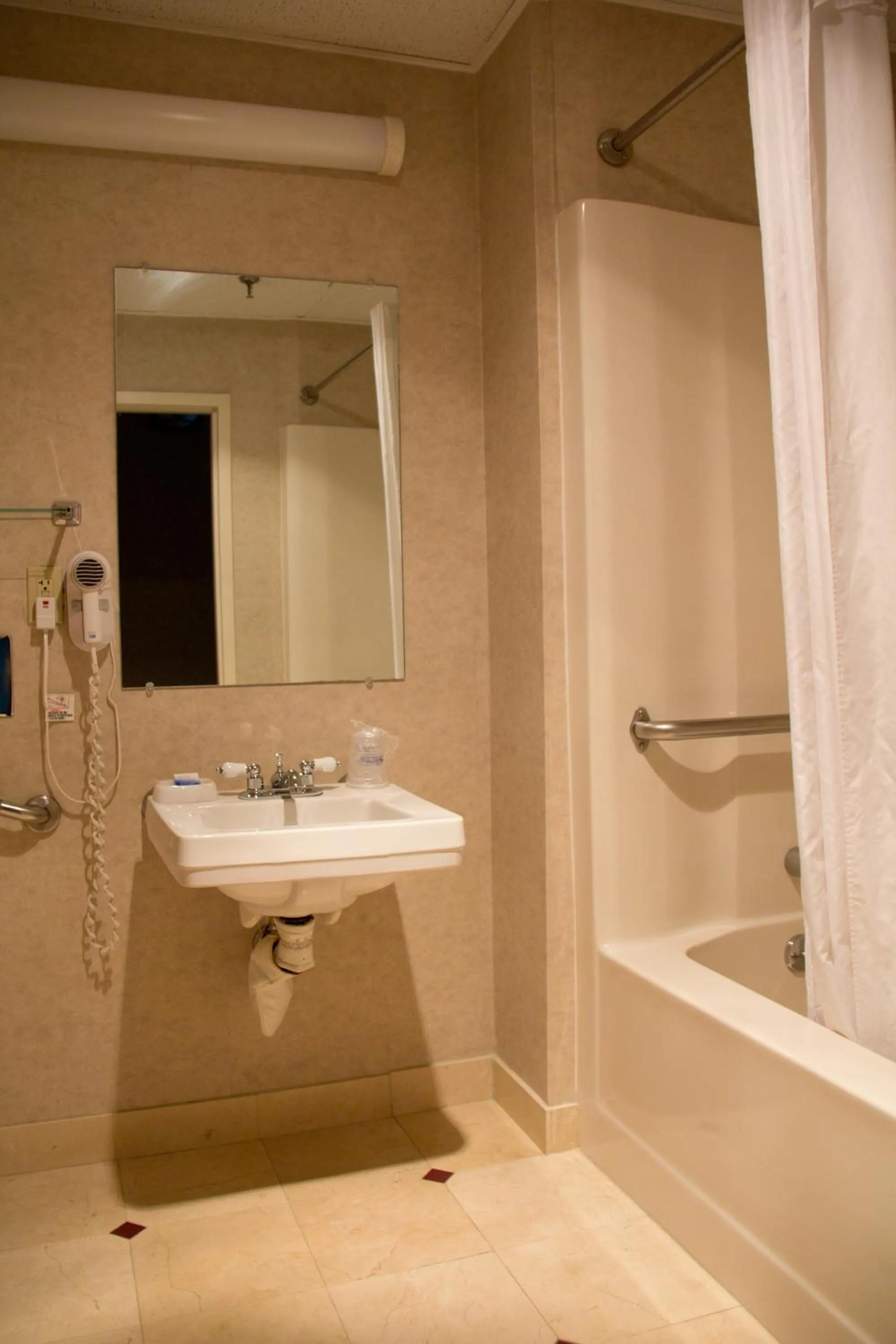 Bathroom in Best Western Merrimack Valley