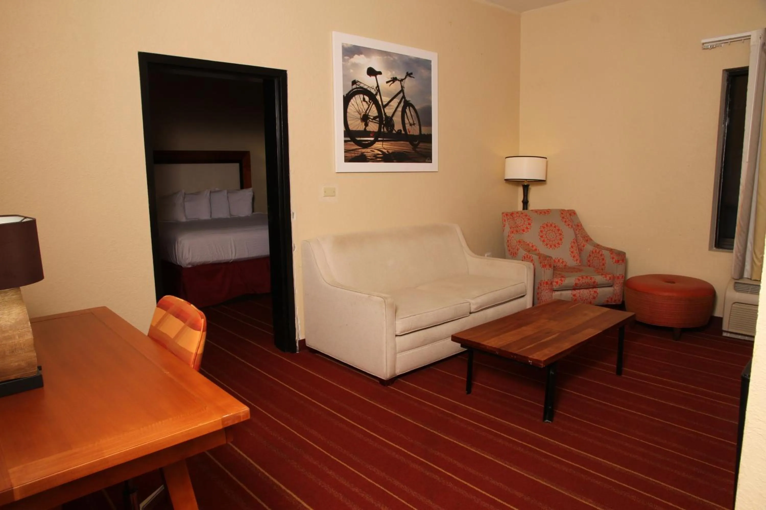 Living room in Days Inn by Wyndham Semmes Mobile