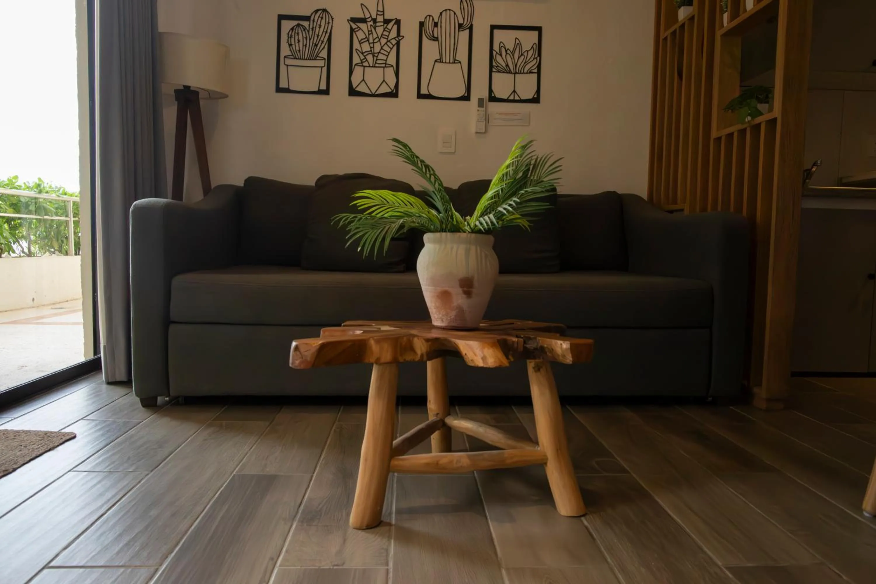 Living room in HotelZone L20 Beach Access