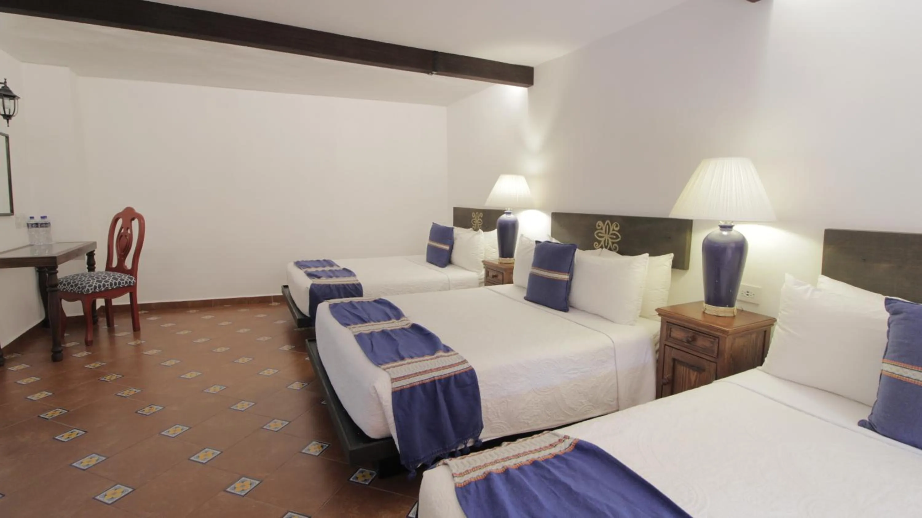 Bed in Hotel Hacienda Monteverde San Miguel de Allende