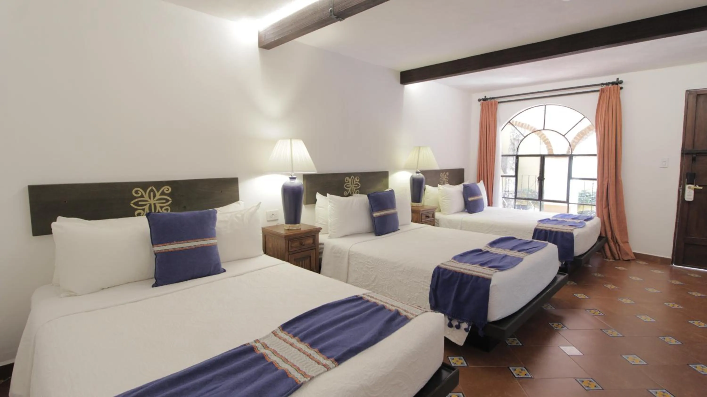 Bed in Hotel Hacienda Monteverde San Miguel de Allende