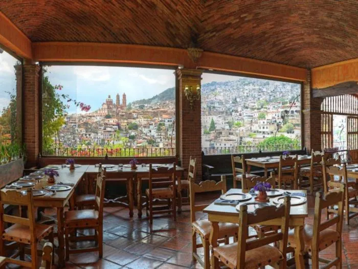 Restaurant/places to eat in Posada de la Mision, Hotel Museo y Jardin
