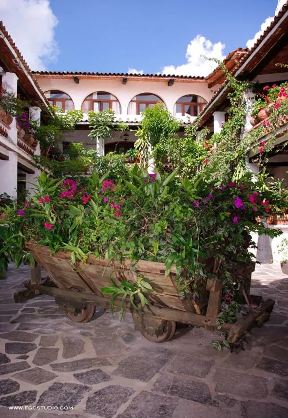 Posada de la Mision, Hotel Museo y Jardin