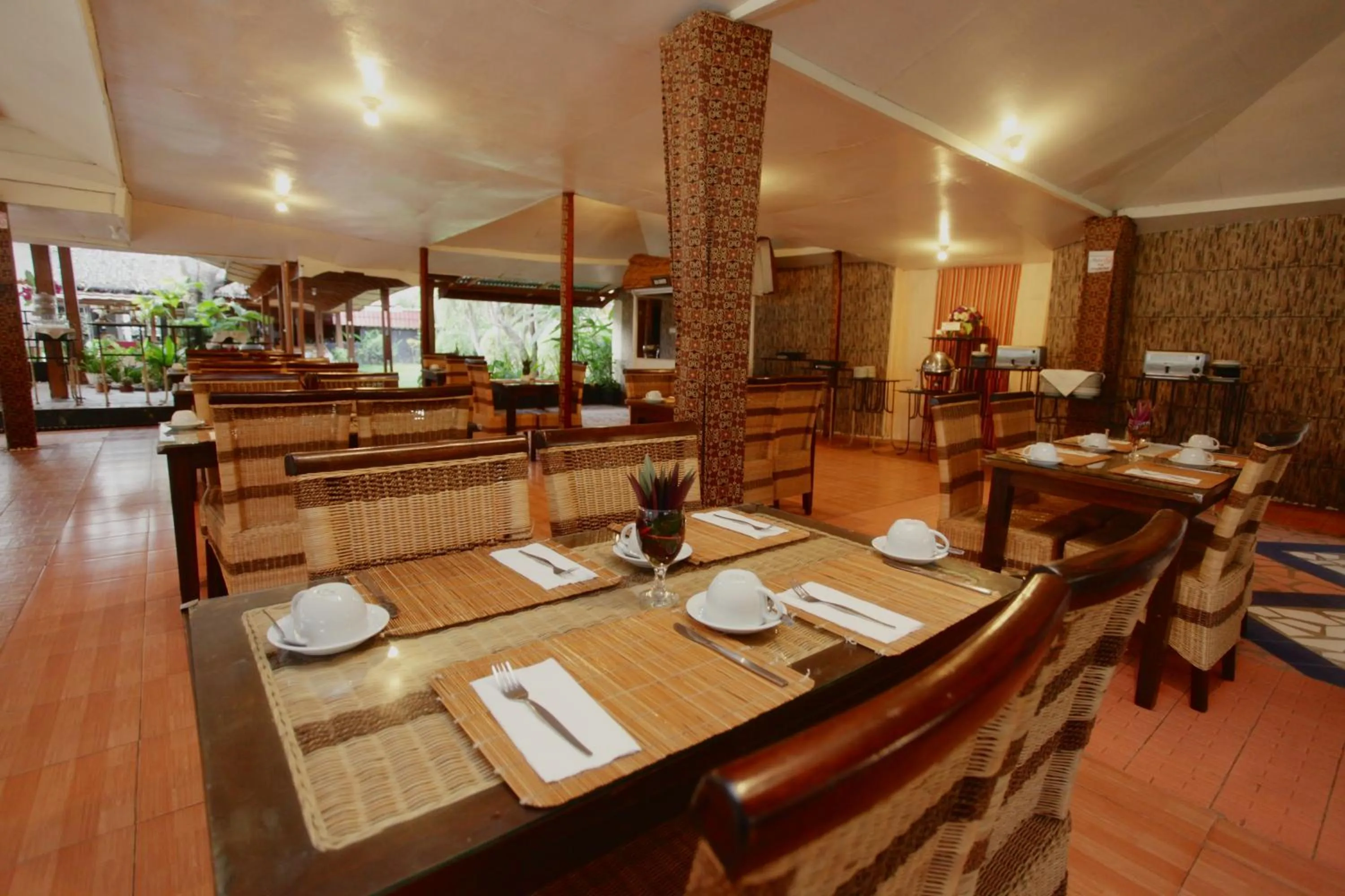 Restaurant/places to eat in Toraja Misiliana Hotel