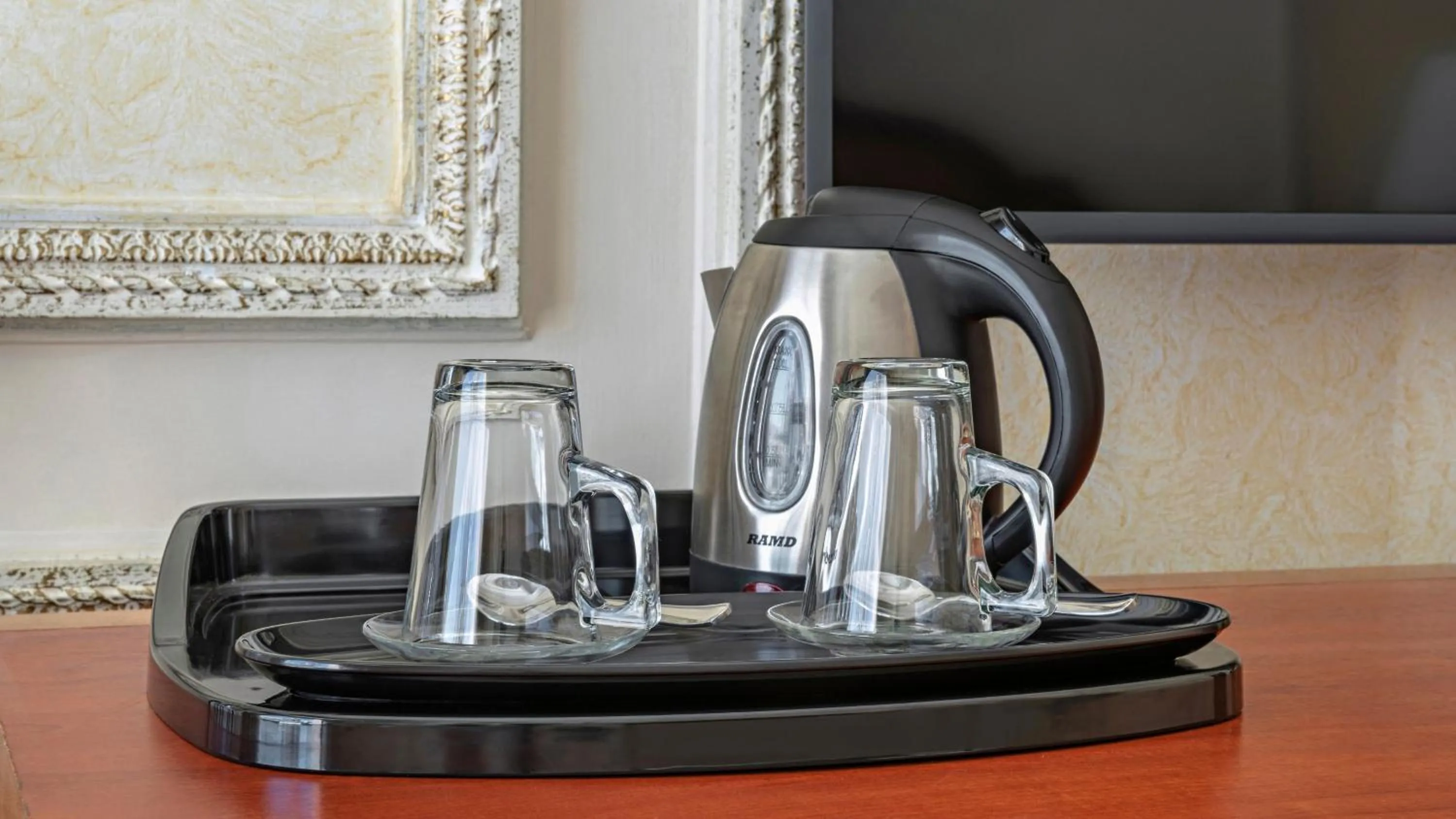 Photo of the whole room in InterContinental Dar Al Tawhid Makkah by IHG