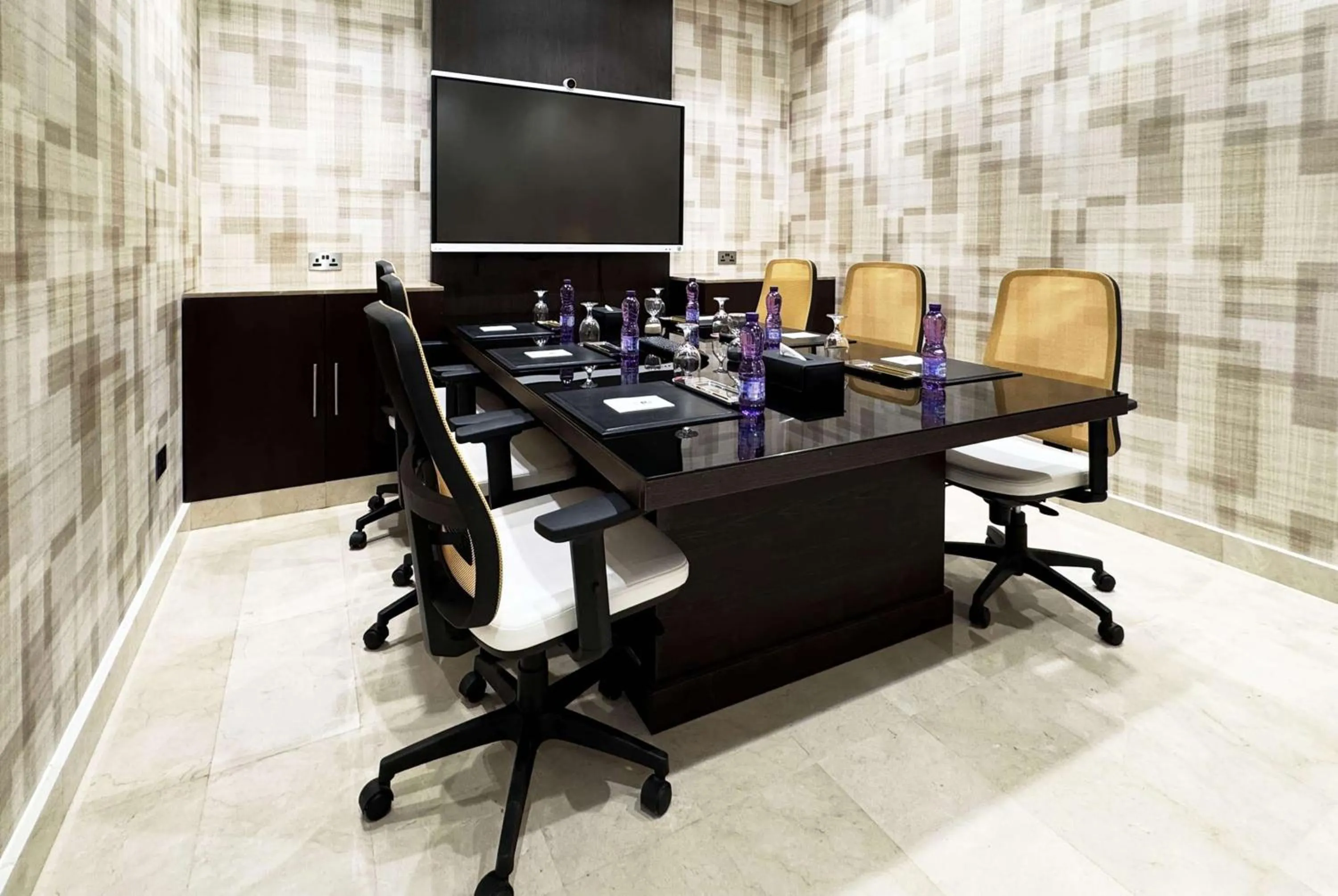 Meeting/conference room in Ramada Encore Doha by Wyndham
