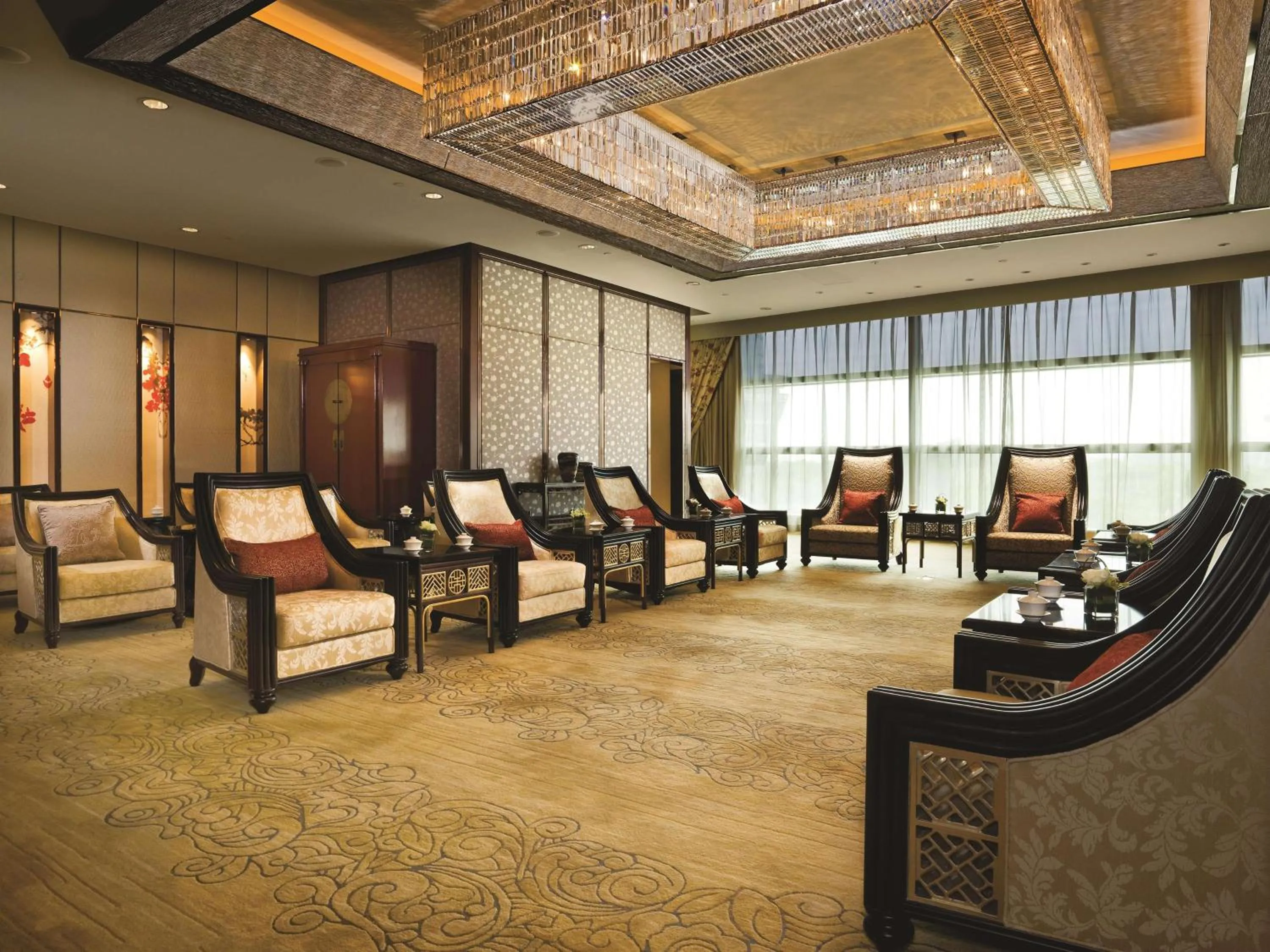 Photo of the whole room in Kerry Hotel Pudong, Shanghai - Indoor Connecting to Shanghai New International Expo Centre