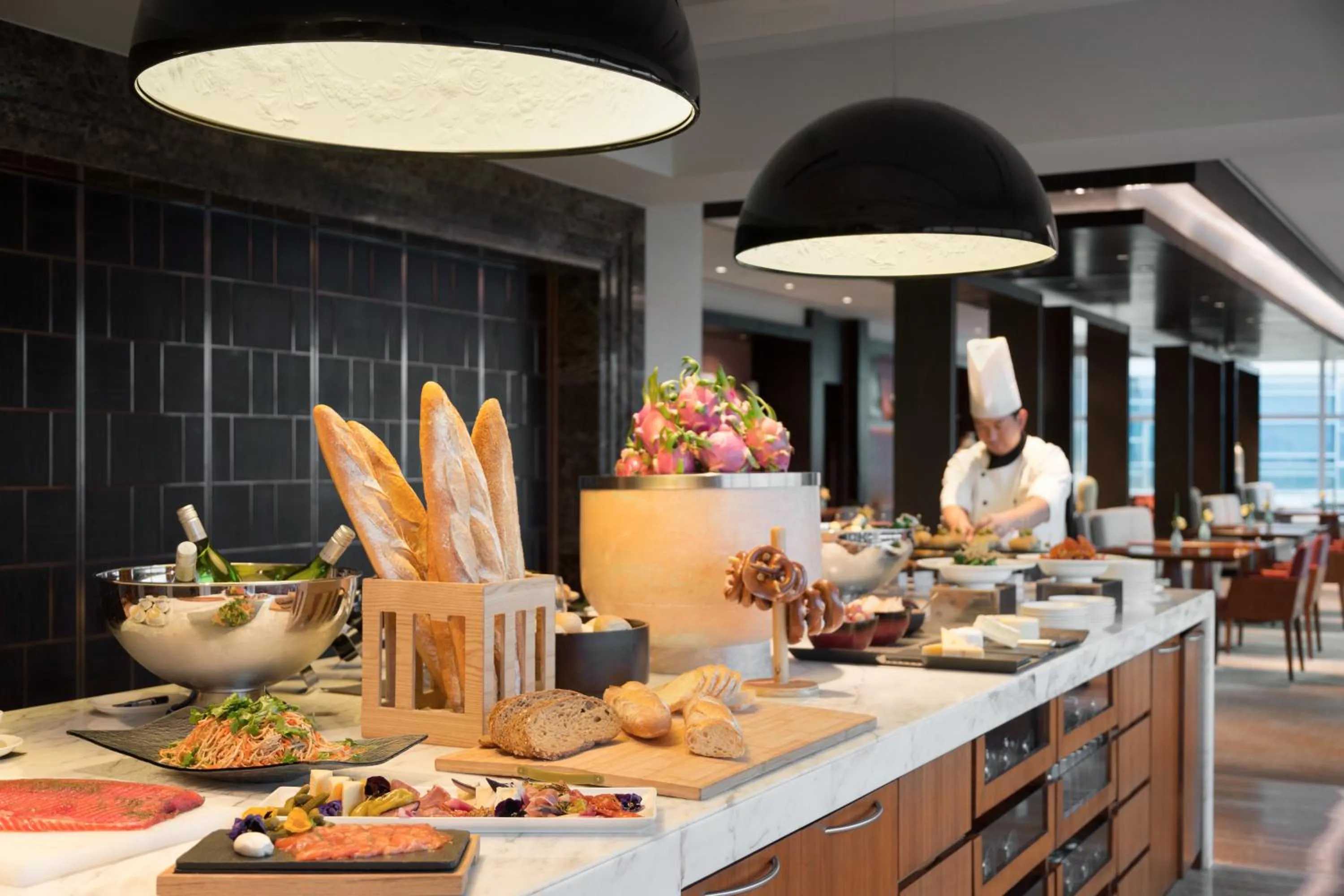 Area and facilities in Kerry Hotel Pudong, Shanghai - Indoor Connecting to Shanghai New International Expo Centre