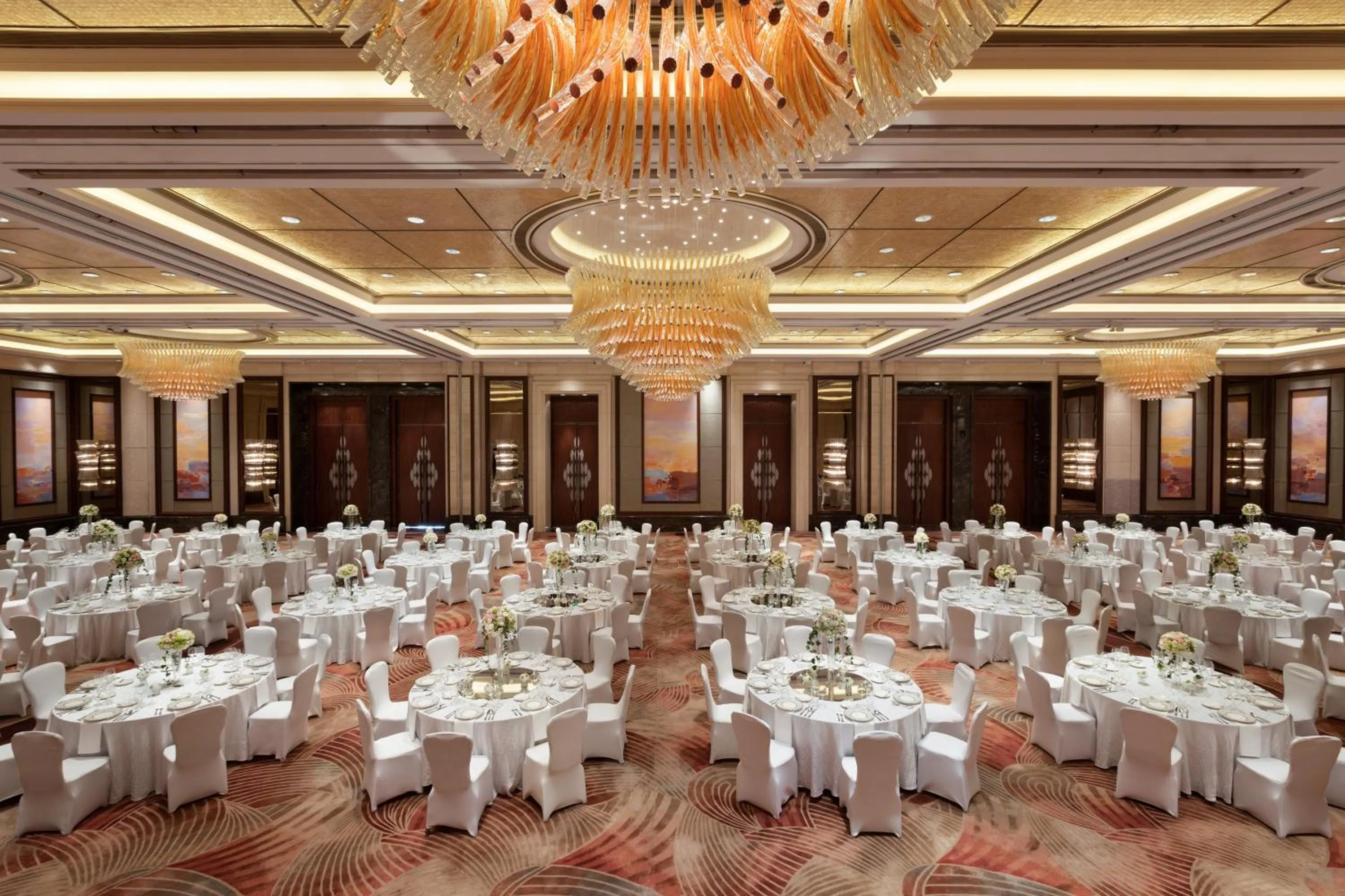 Banquet/Function facilities in Kerry Hotel Pudong, Shanghai - Indoor Connecting to Shanghai New International Expo Centre