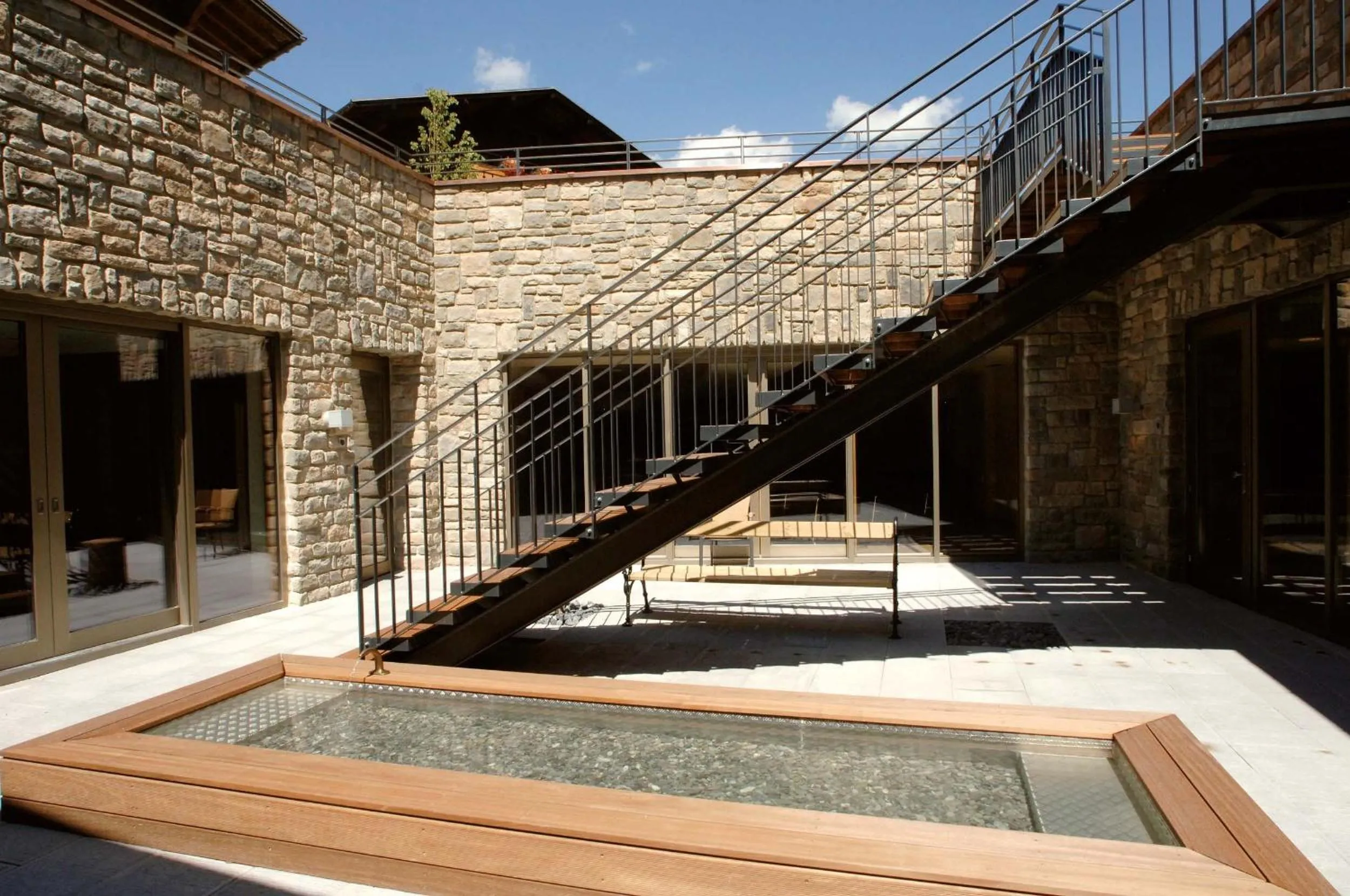 Facade/entrance in Hotel Gotthard