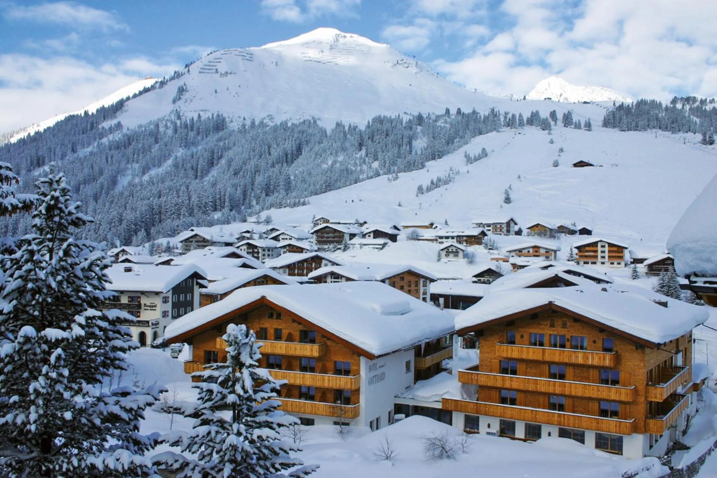 Property building in Hotel Gotthard