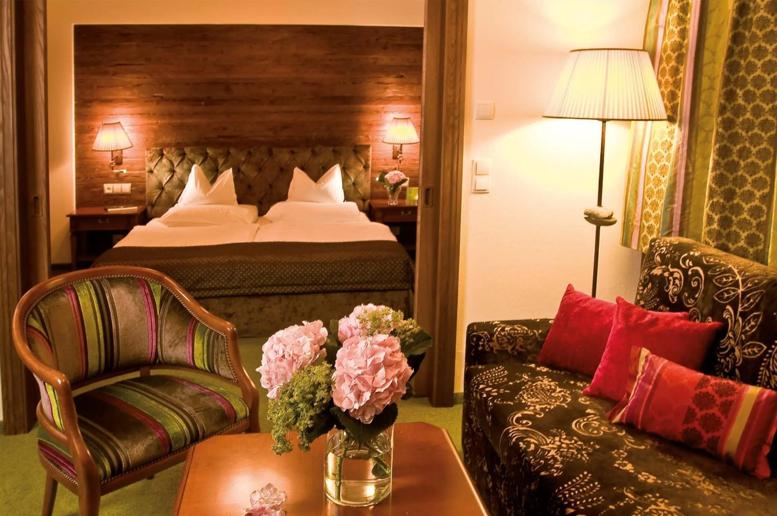 Bed in Hotel Gotthard