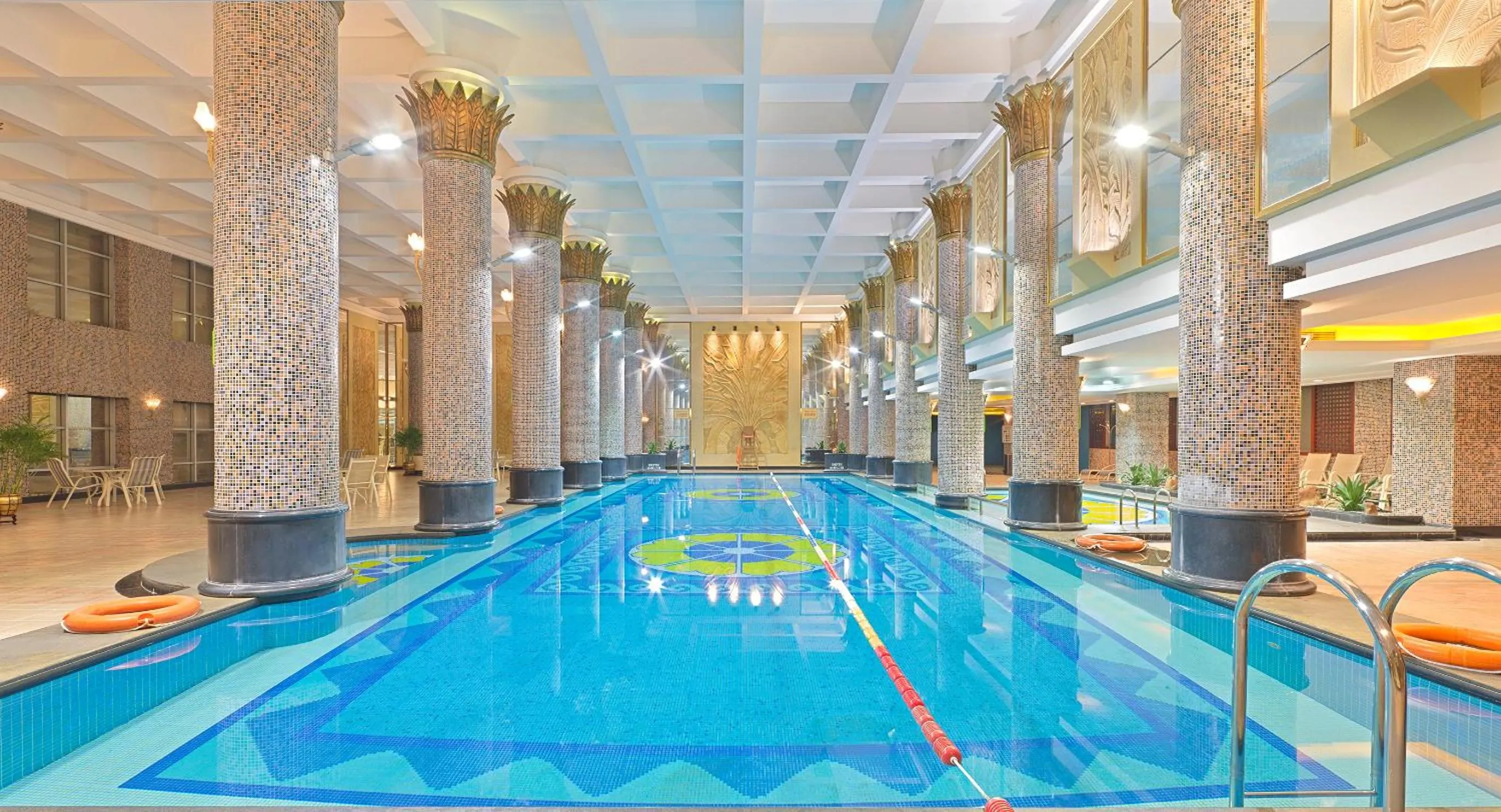 Pool view in Regal Palace Hotel