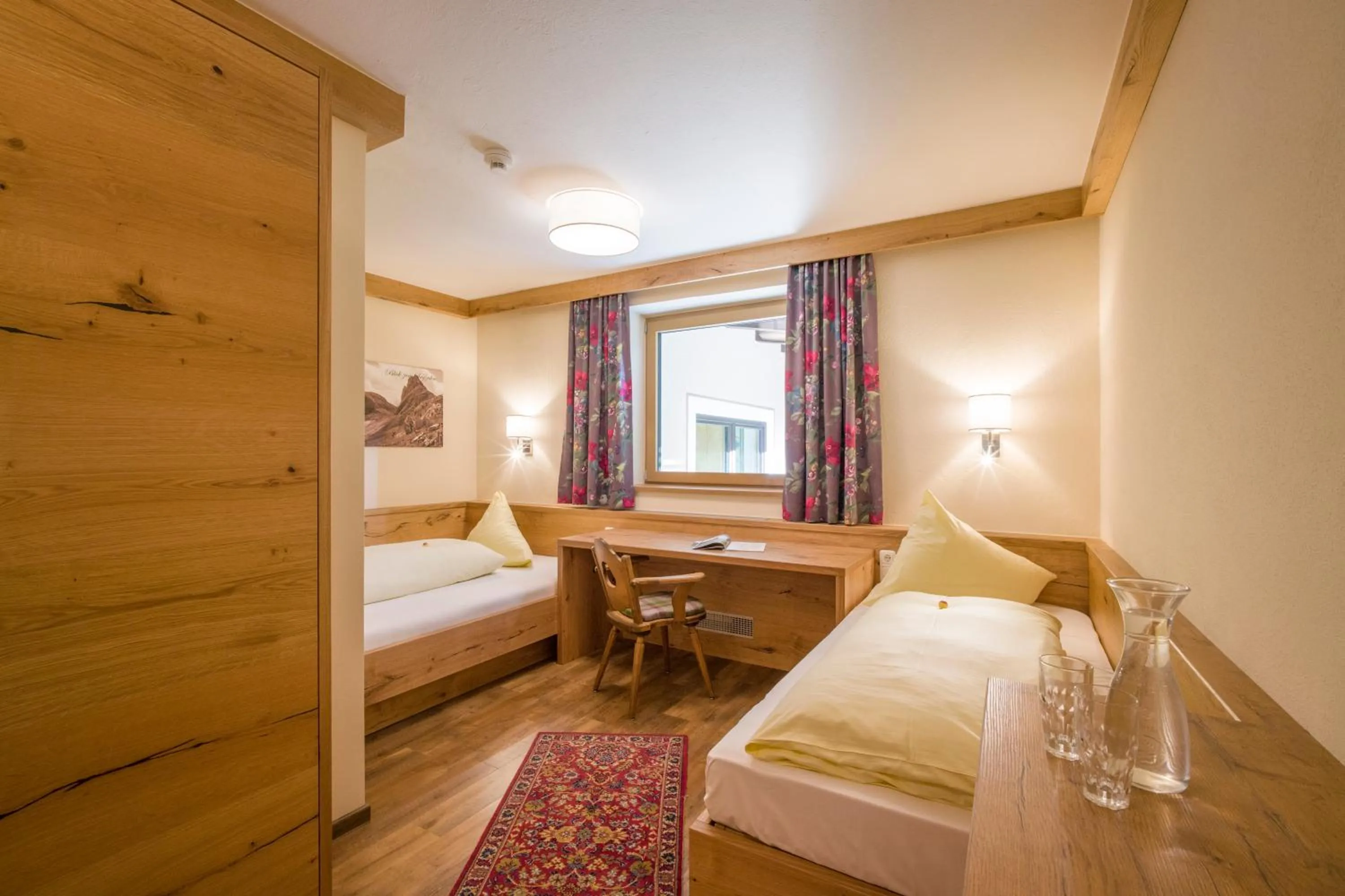 Photo of the whole room, Bed in Appartements Rofan