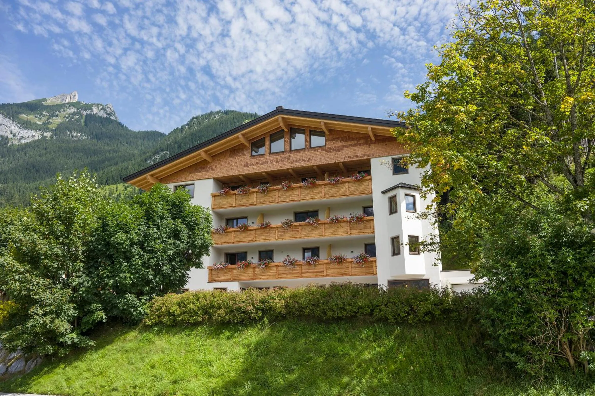 Facade/entrance in Appartements Rofan