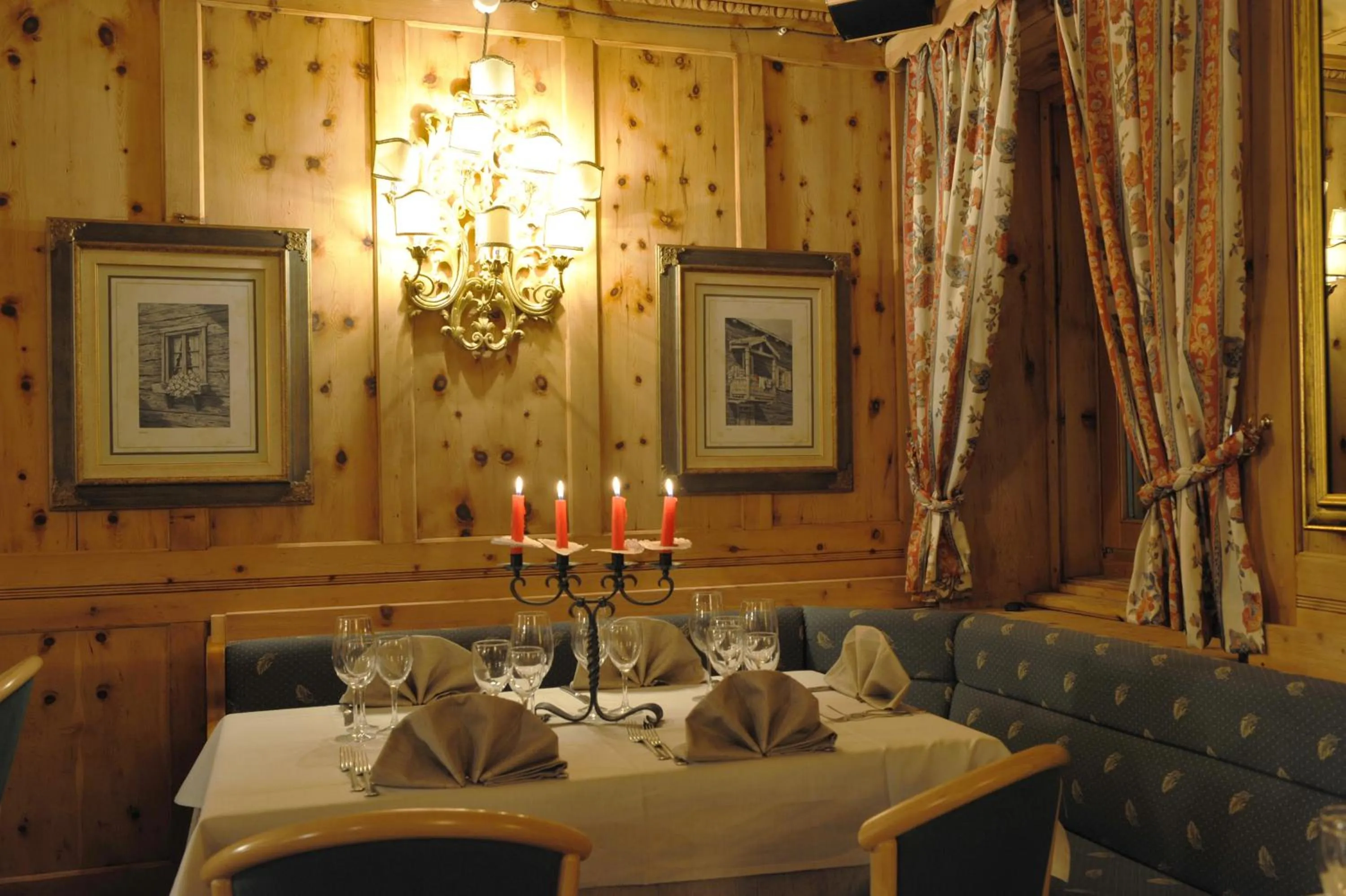 Restaurant/places to eat in Hotel Alpina