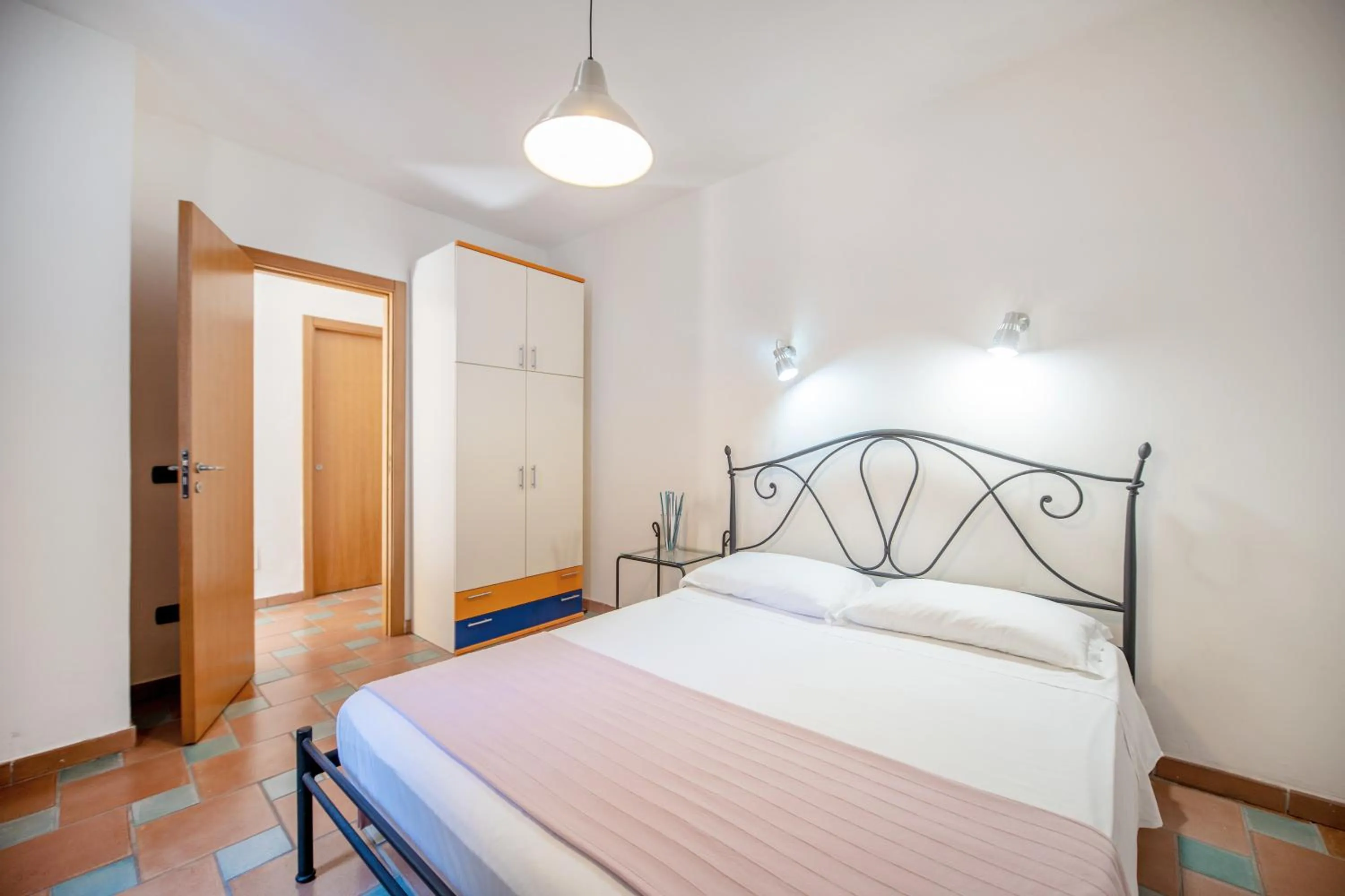 Photo of the whole room, Bed in Le Grand Bleu - Gioia Apartments