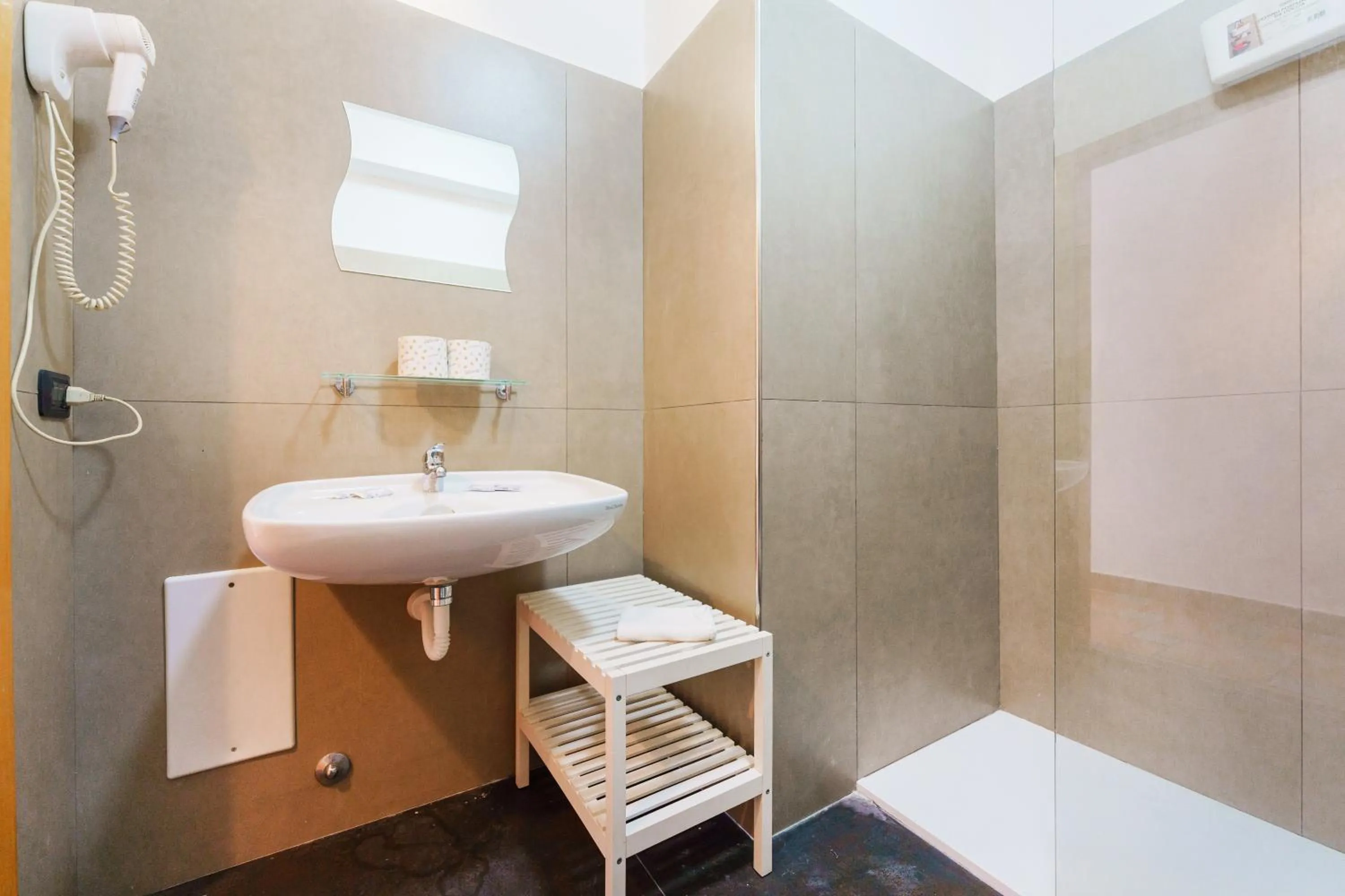 Bathroom in Le Grand Bleu - Gioia Apartments