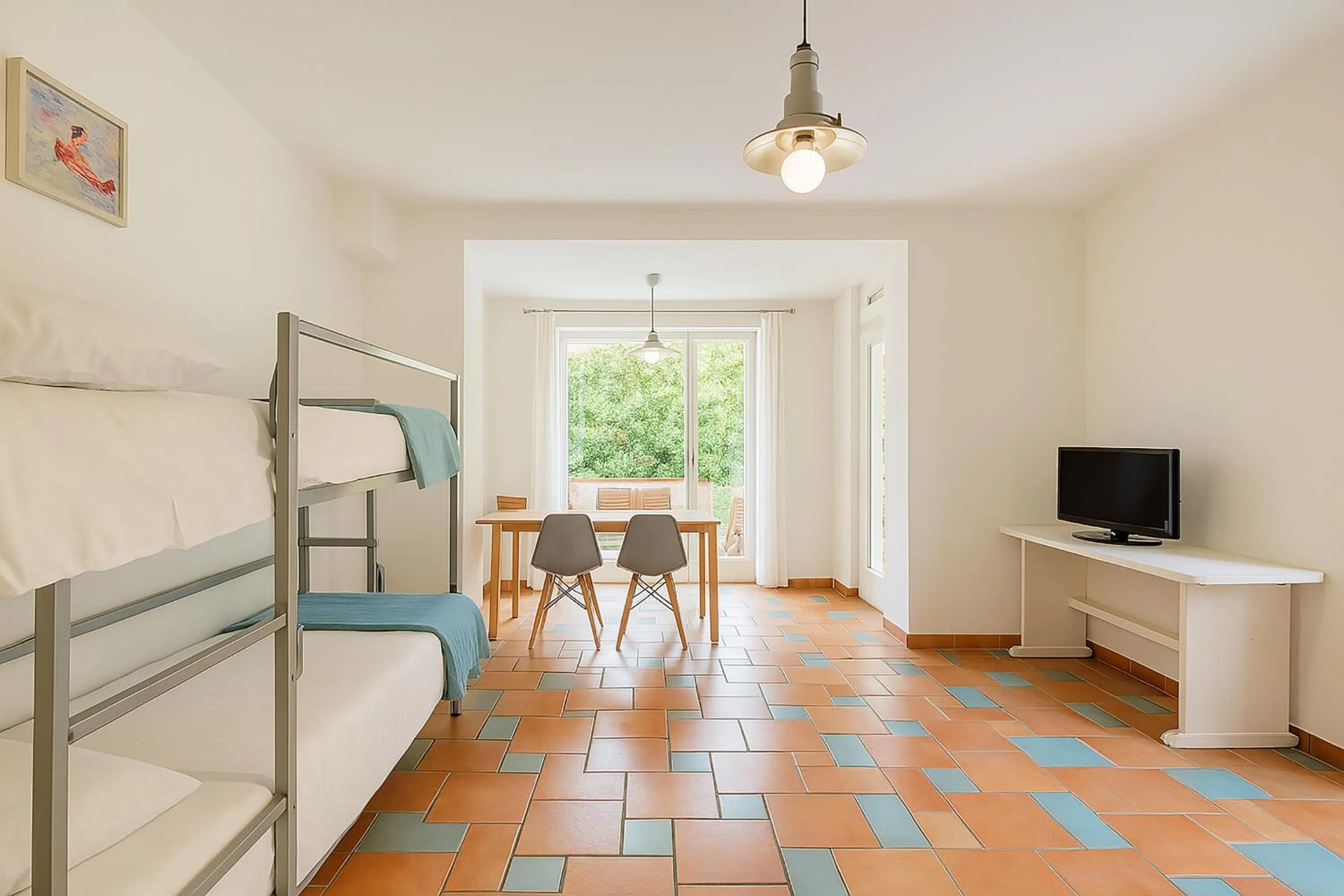 Living room, Bed in Le Grand Bleu - Gioia Apartments